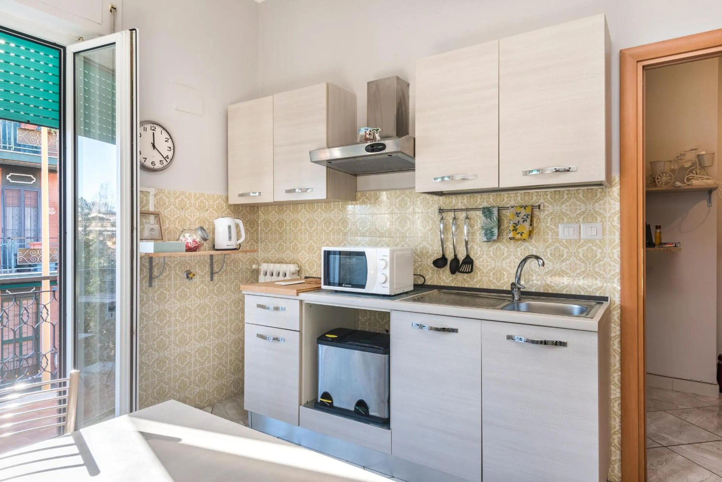 Travelershome Ciampino Rooms