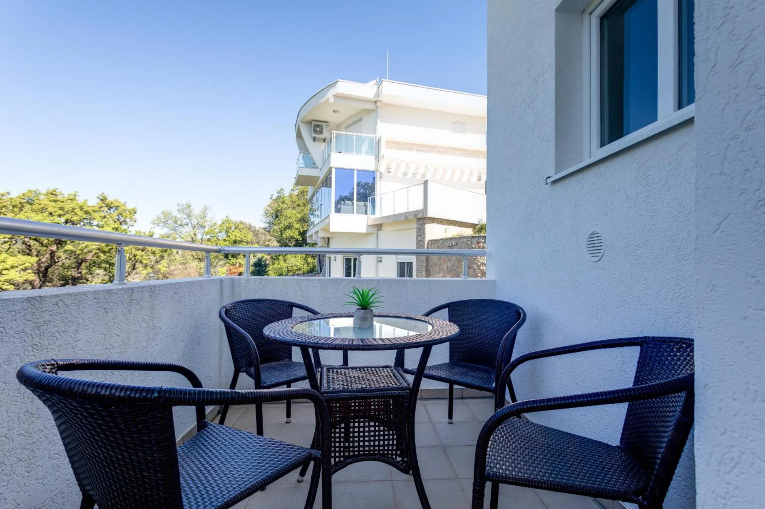 Patio in Dolaca Villas