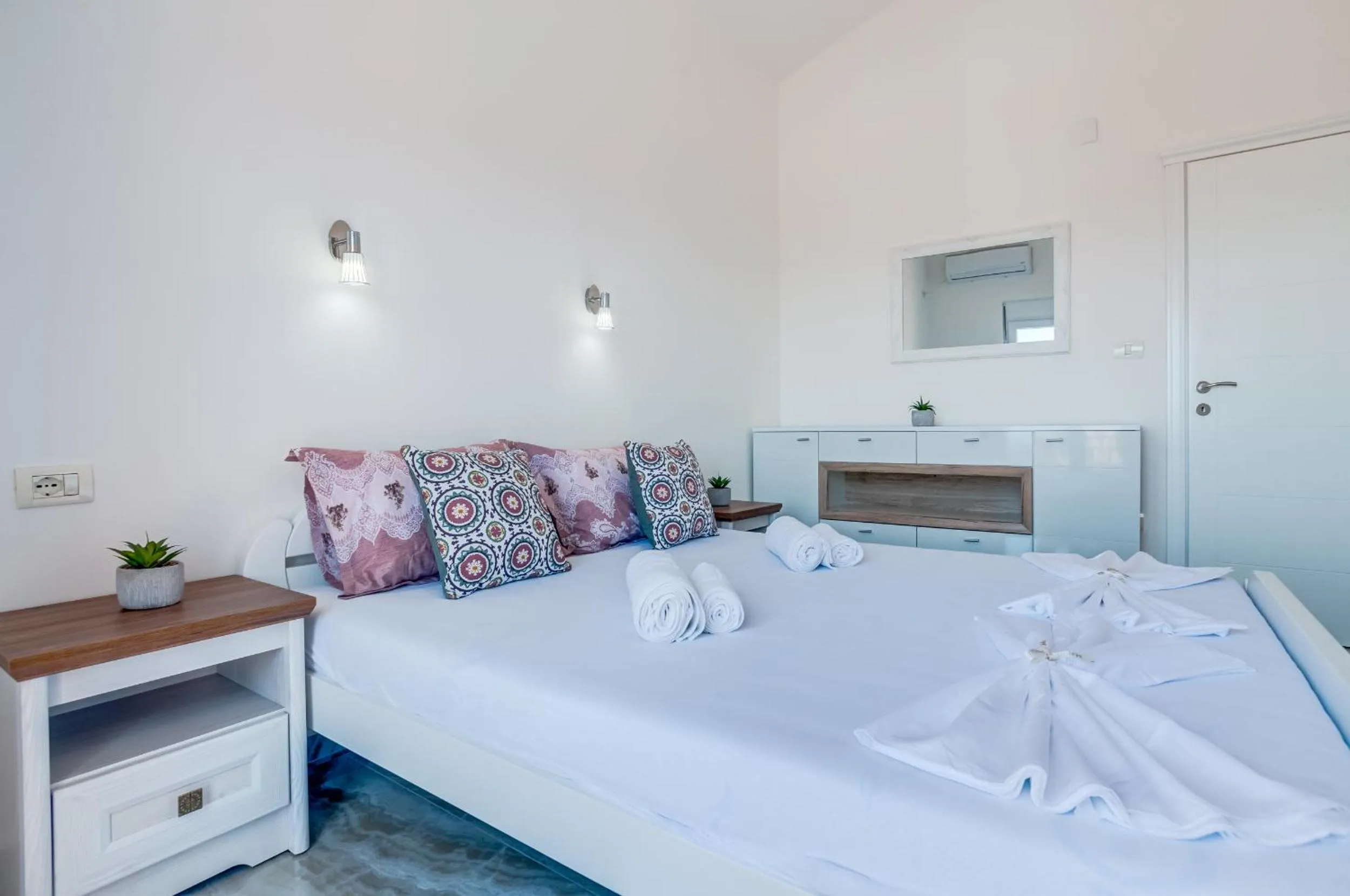 Bed in Dolaca Villas