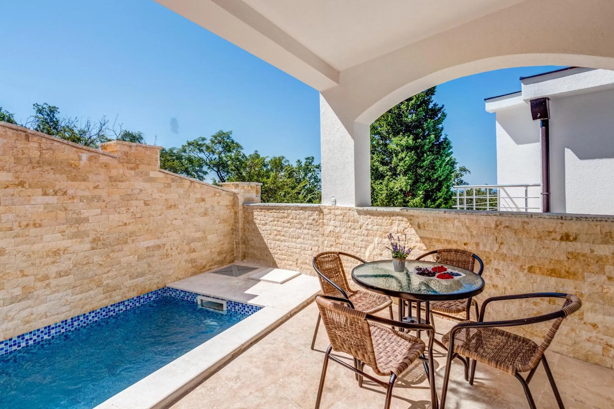 Patio in Dolaca Villas