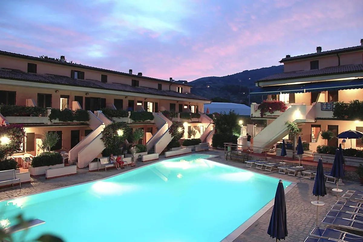 Property building in Elba Vip