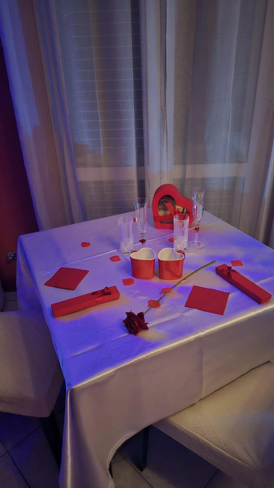 Suite with Mountain View in Andale SuiteSpa