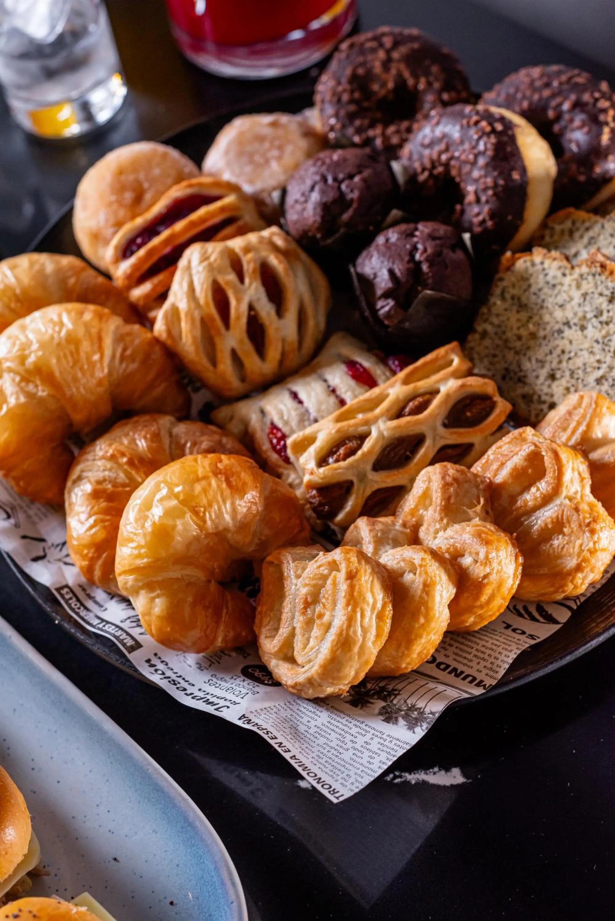 Restaurant/places to eat in Ola Santiago Providencia, Tapestry Collection by Hilton