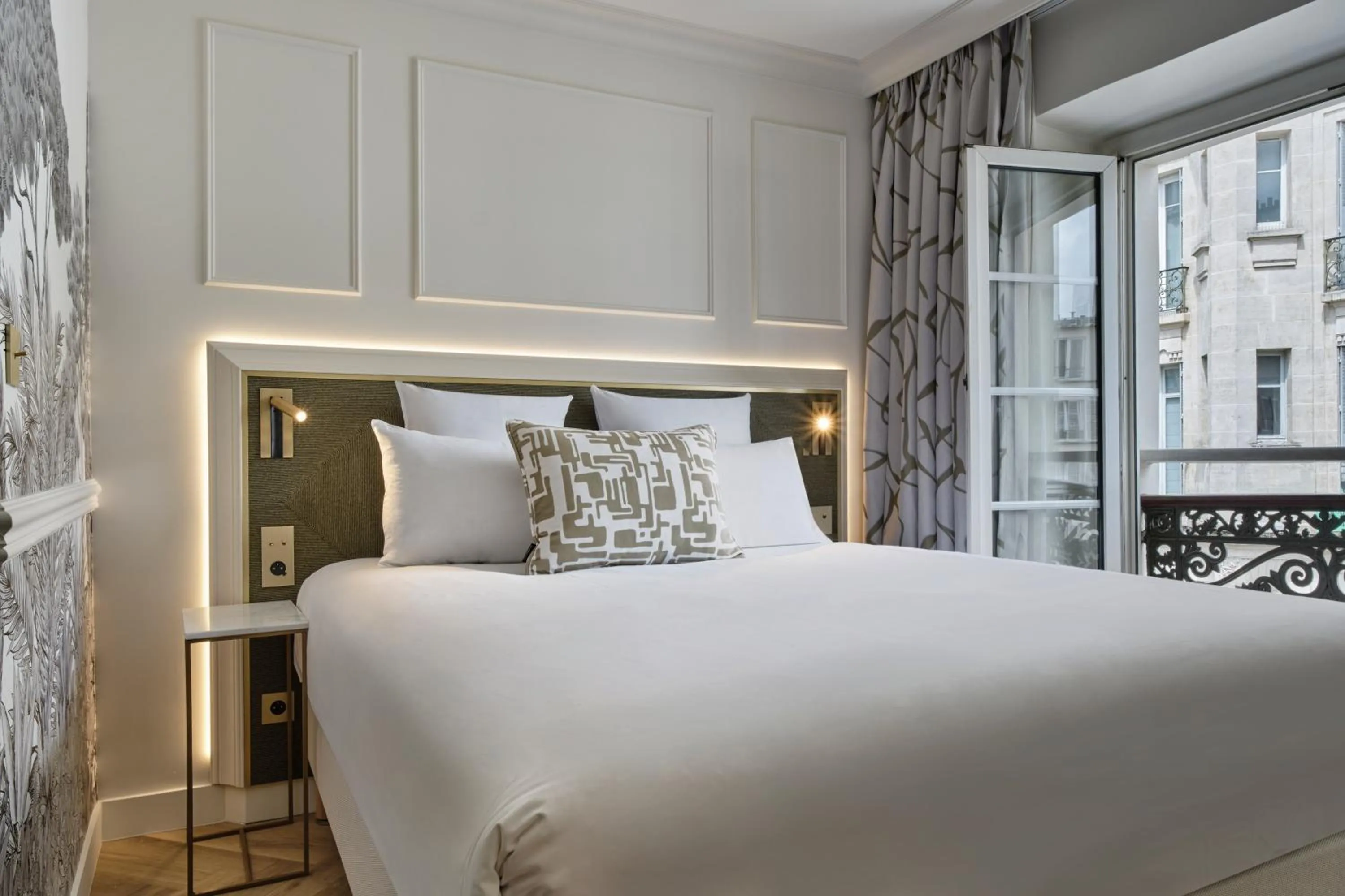 Bedroom, Bed in Posy Hotel by Happyculture