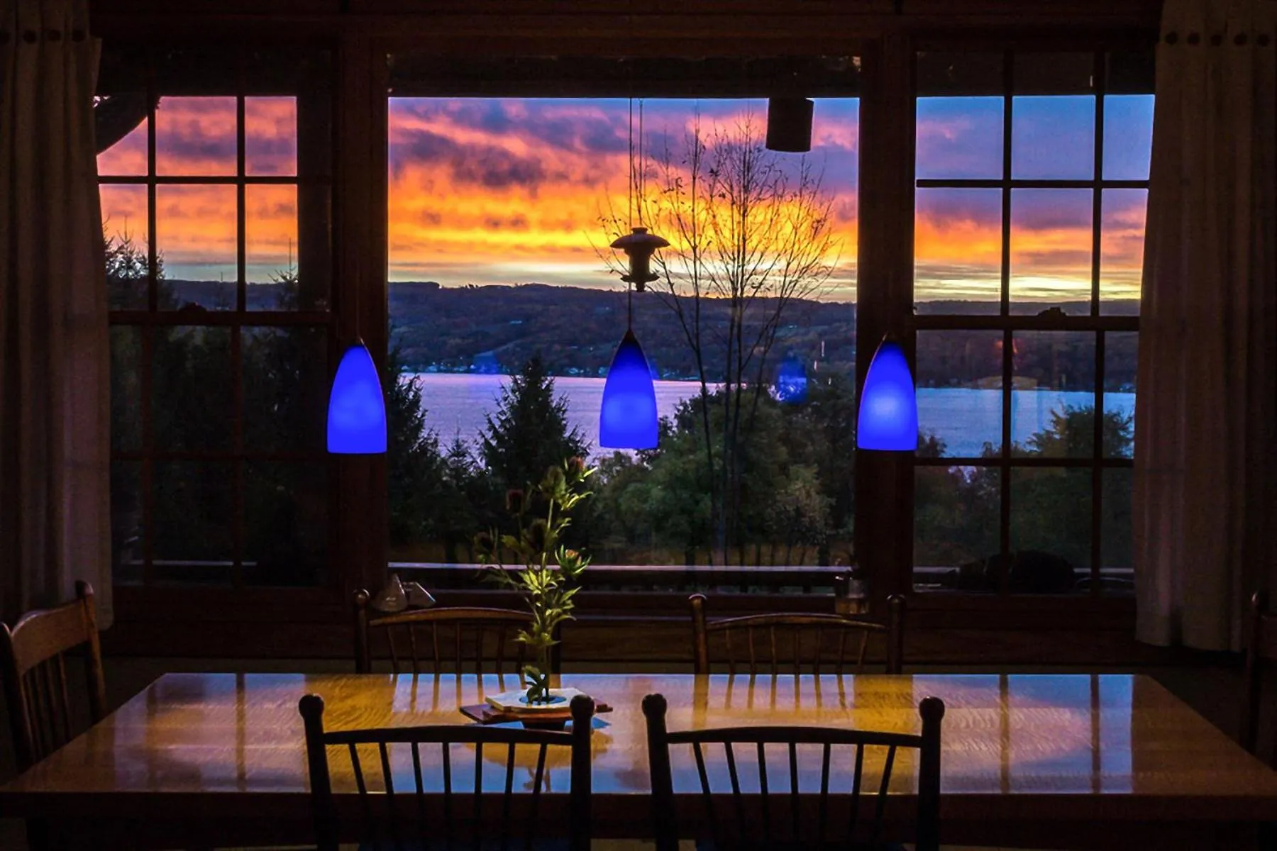 Sunrise in Moonshadow B&B