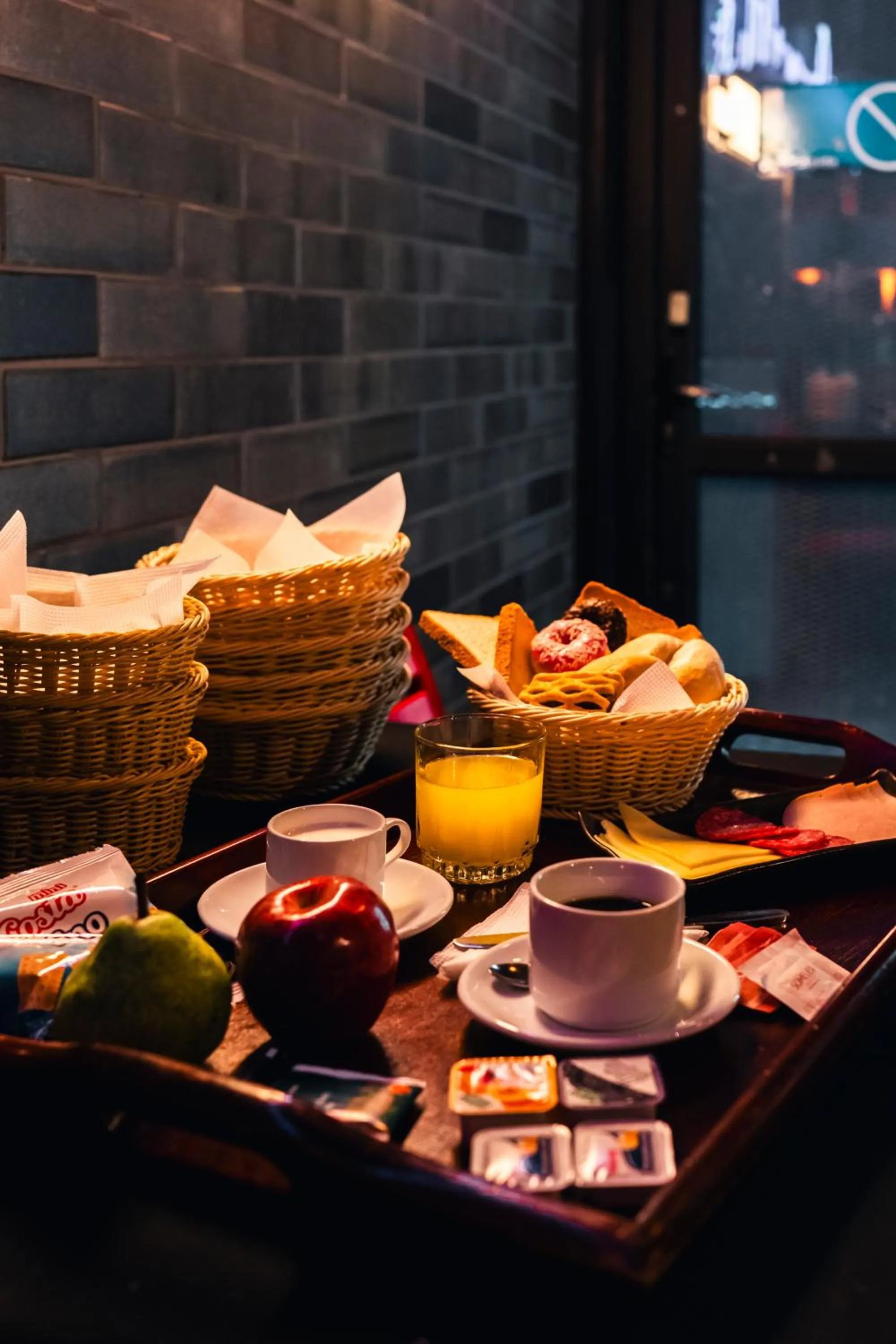 Breakfast in LOFT Hotel by Sommelier Hoteles