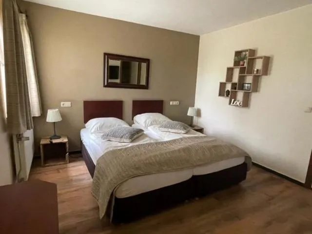 Bed in Hotel Kreutzer