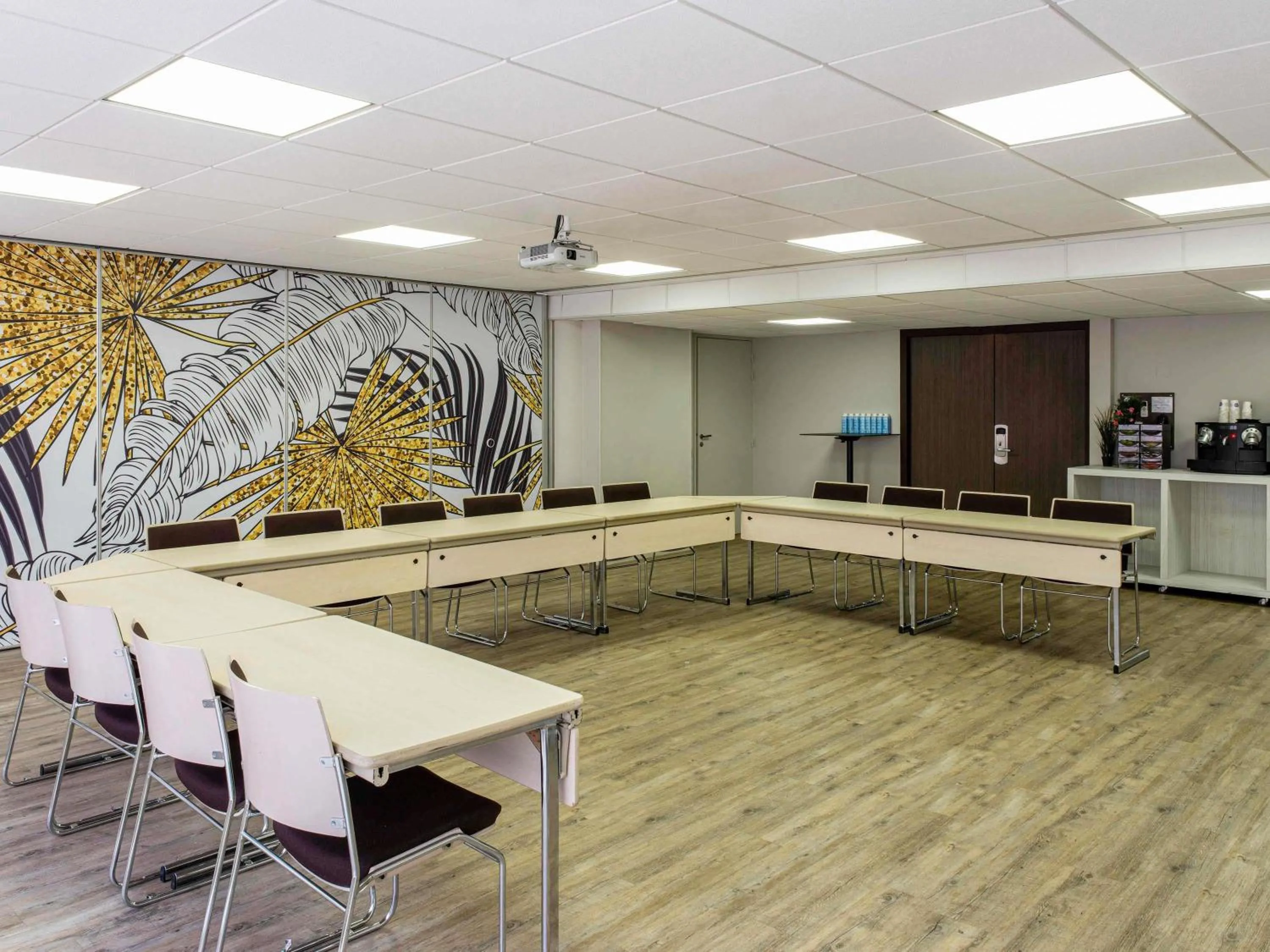 Meeting/conference room in Novotel La Grande Motte Golf