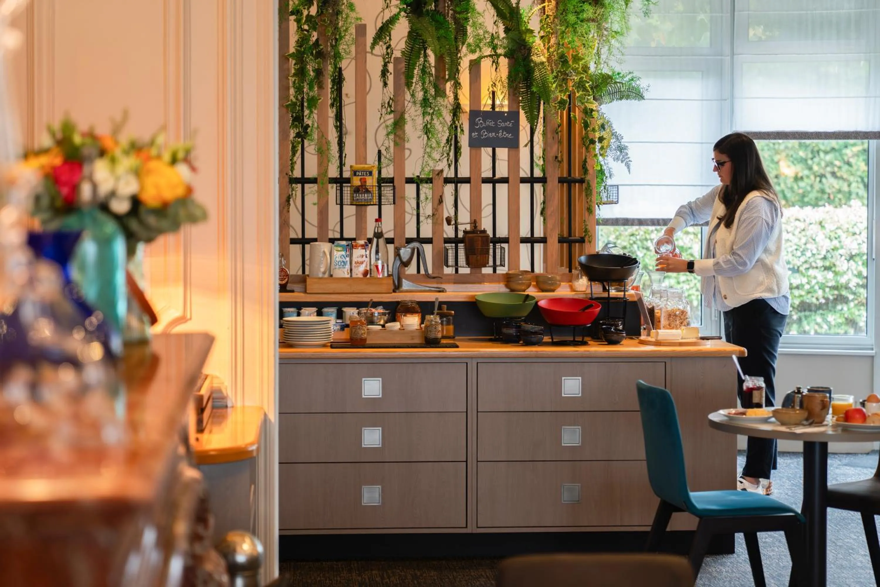 Breakfast in The Originals Boutique, Hôtel Normandie, Auxerre