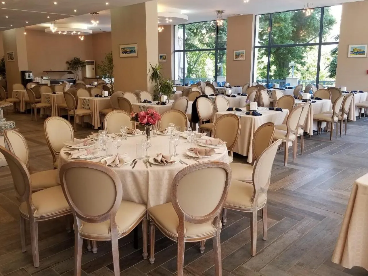 Restaurant/places to eat in Sofia Hotel - All Inclusive & Private Beach