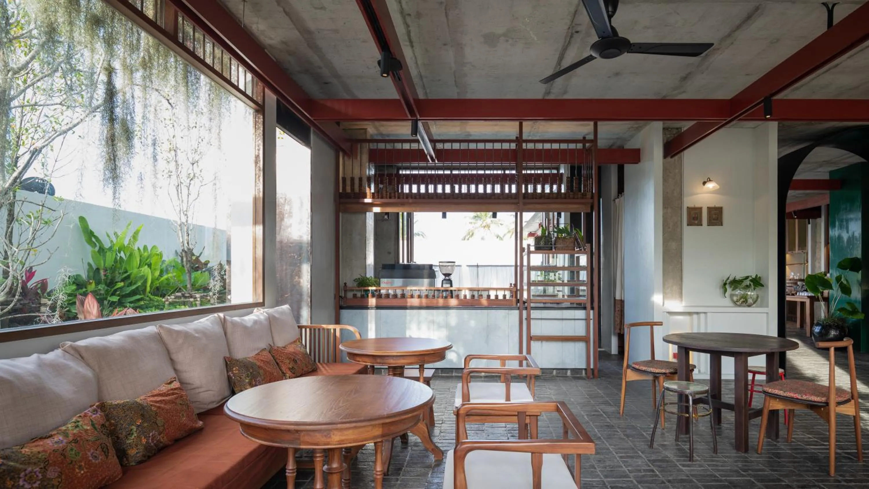 Restaurant/places to eat in Hotel Gahn Khao Lak