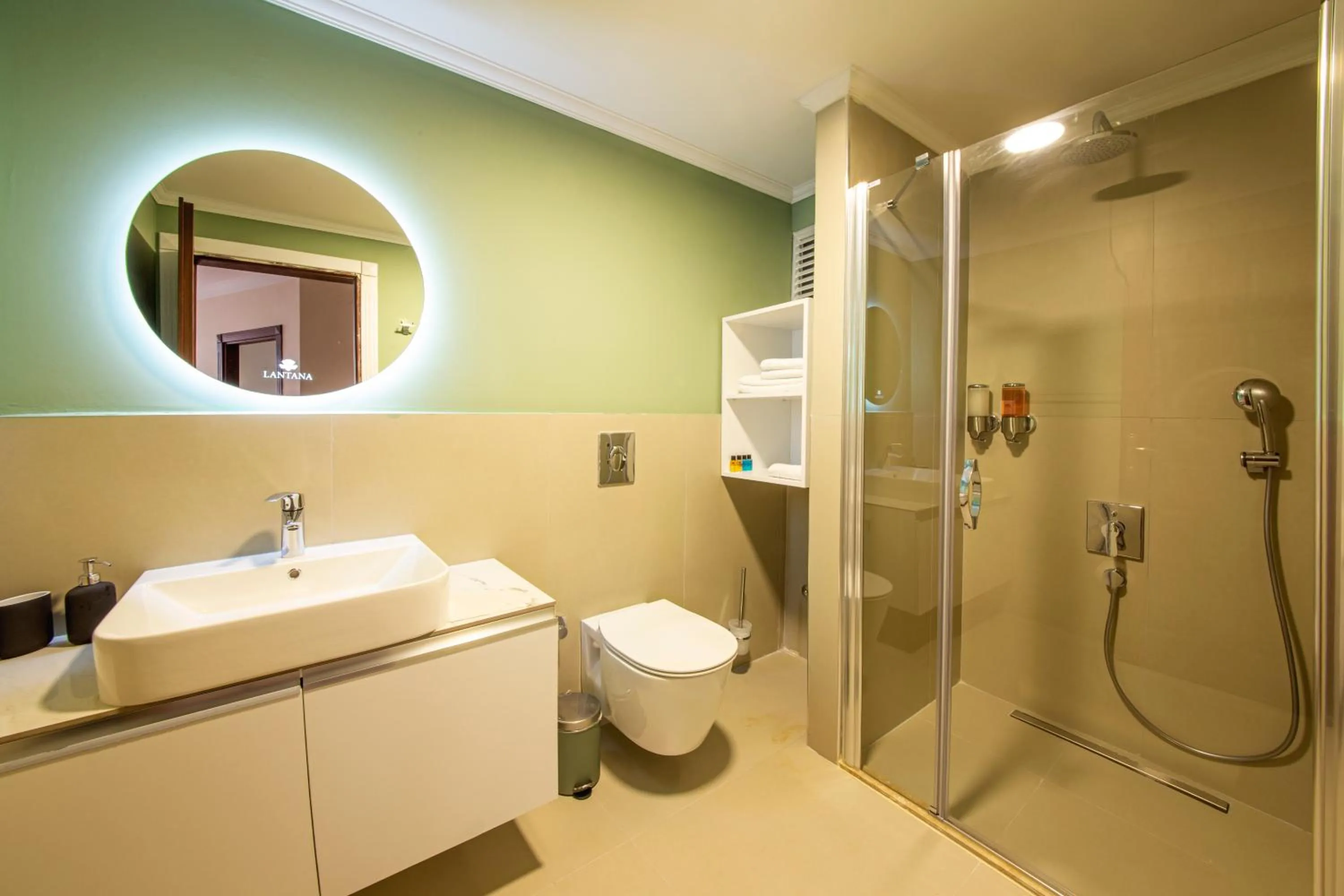 Bathroom in Lantana Aparts