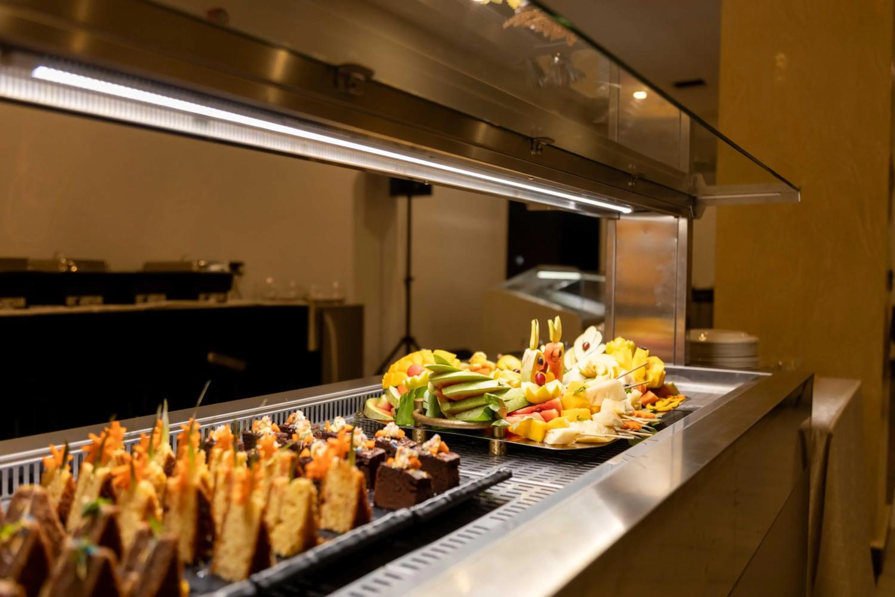 Food in The Palms by Eagles Airport City