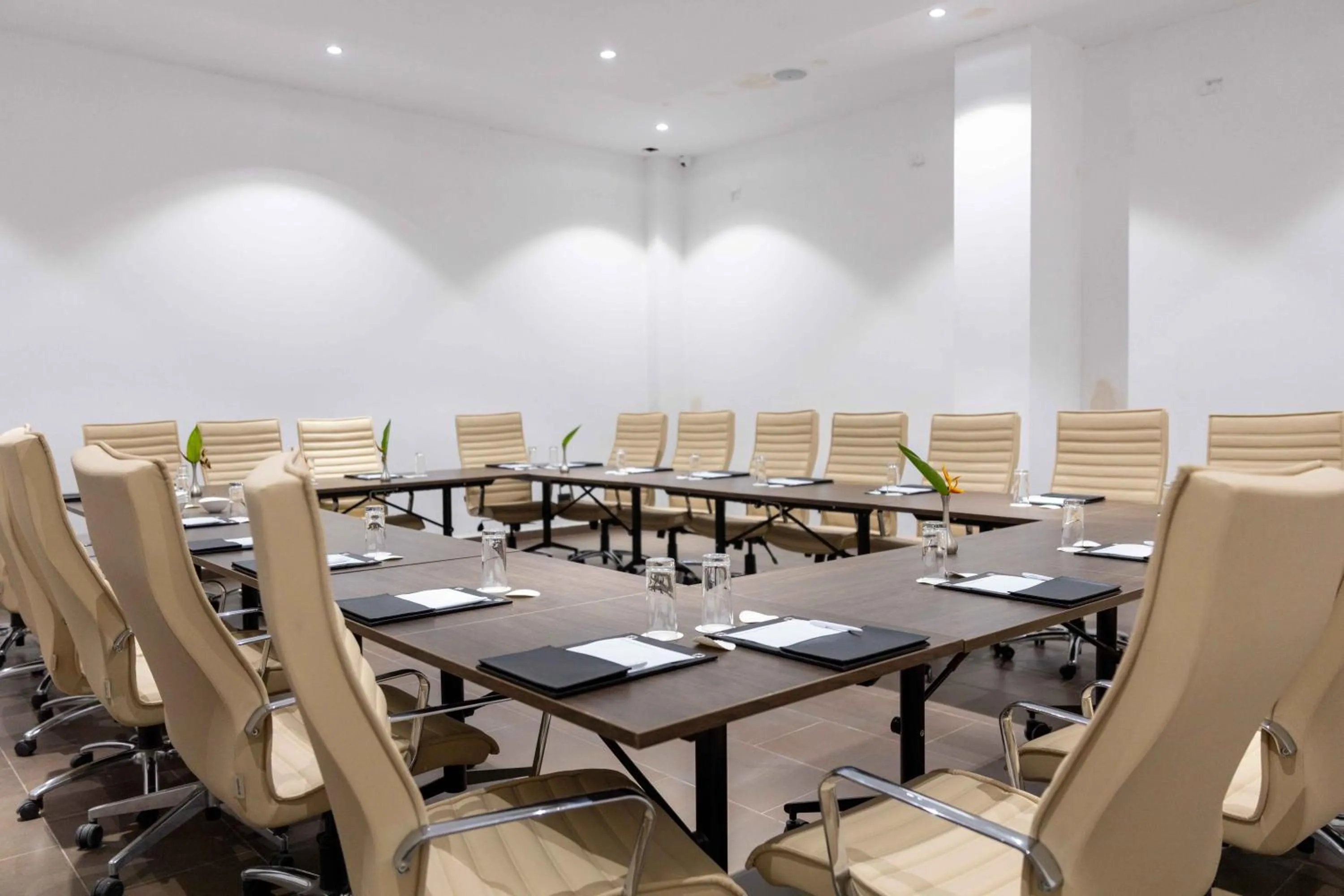 Meeting/conference room in The Palms by Eagles Airport City