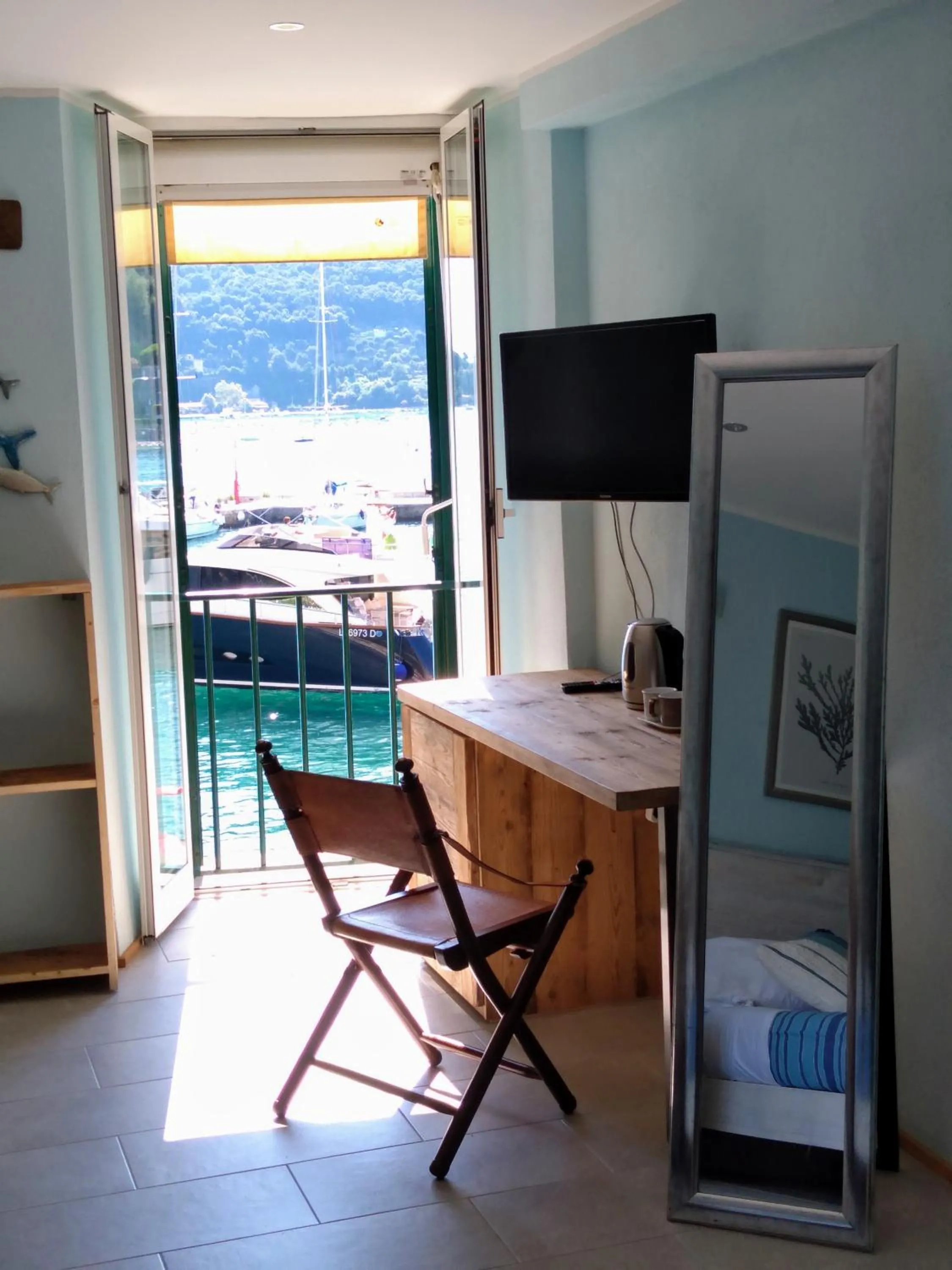 Double or Twin Room with Sea View - single occupancy in La Calata