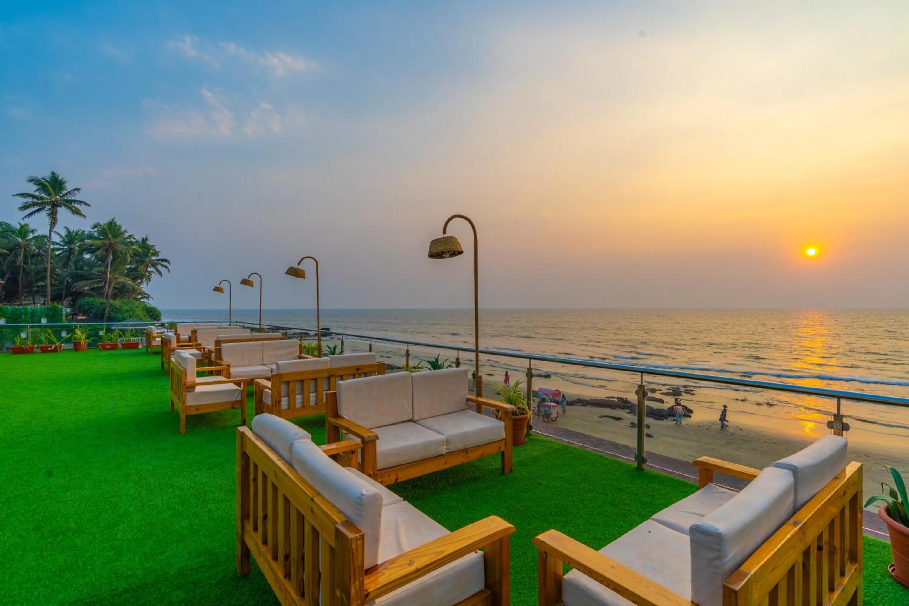 Property building in La Cabana Beach & Spa, By Ashvem Beach