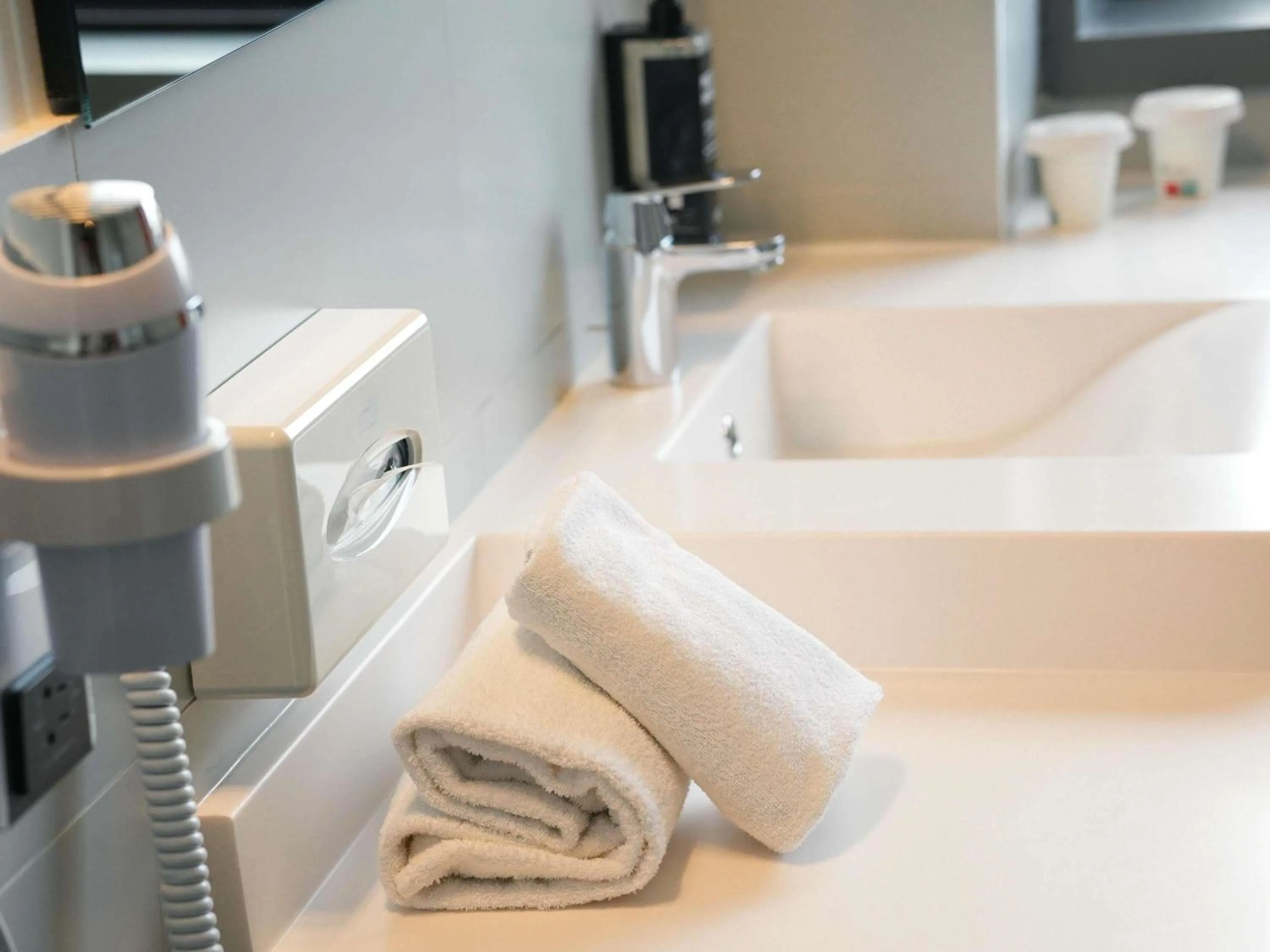 Bedroom in ibis Styles Caen centre gare