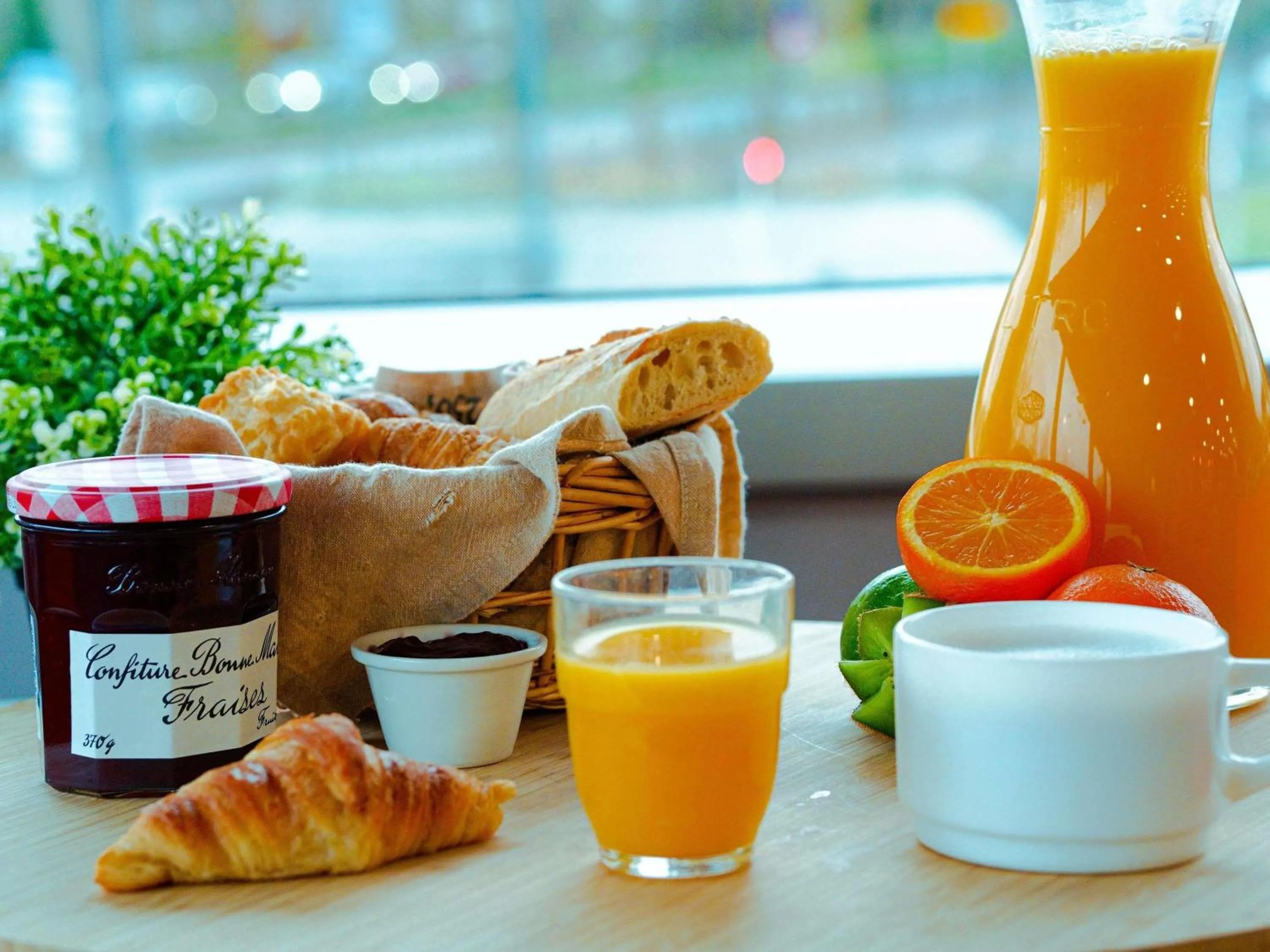 Property building in ibis Styles Caen centre gare