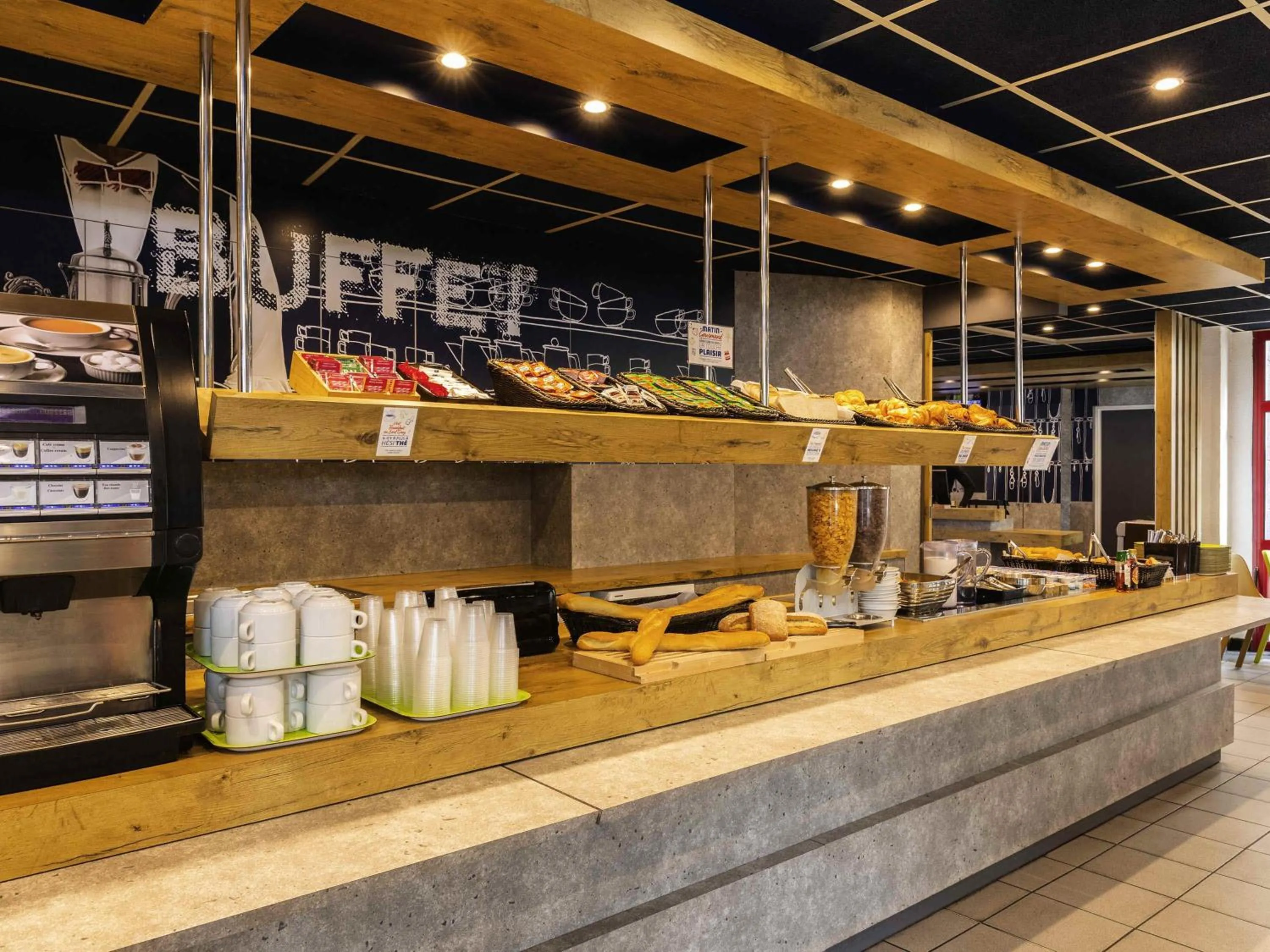 Property building in ibis budget Paris Porte d'Italie Est