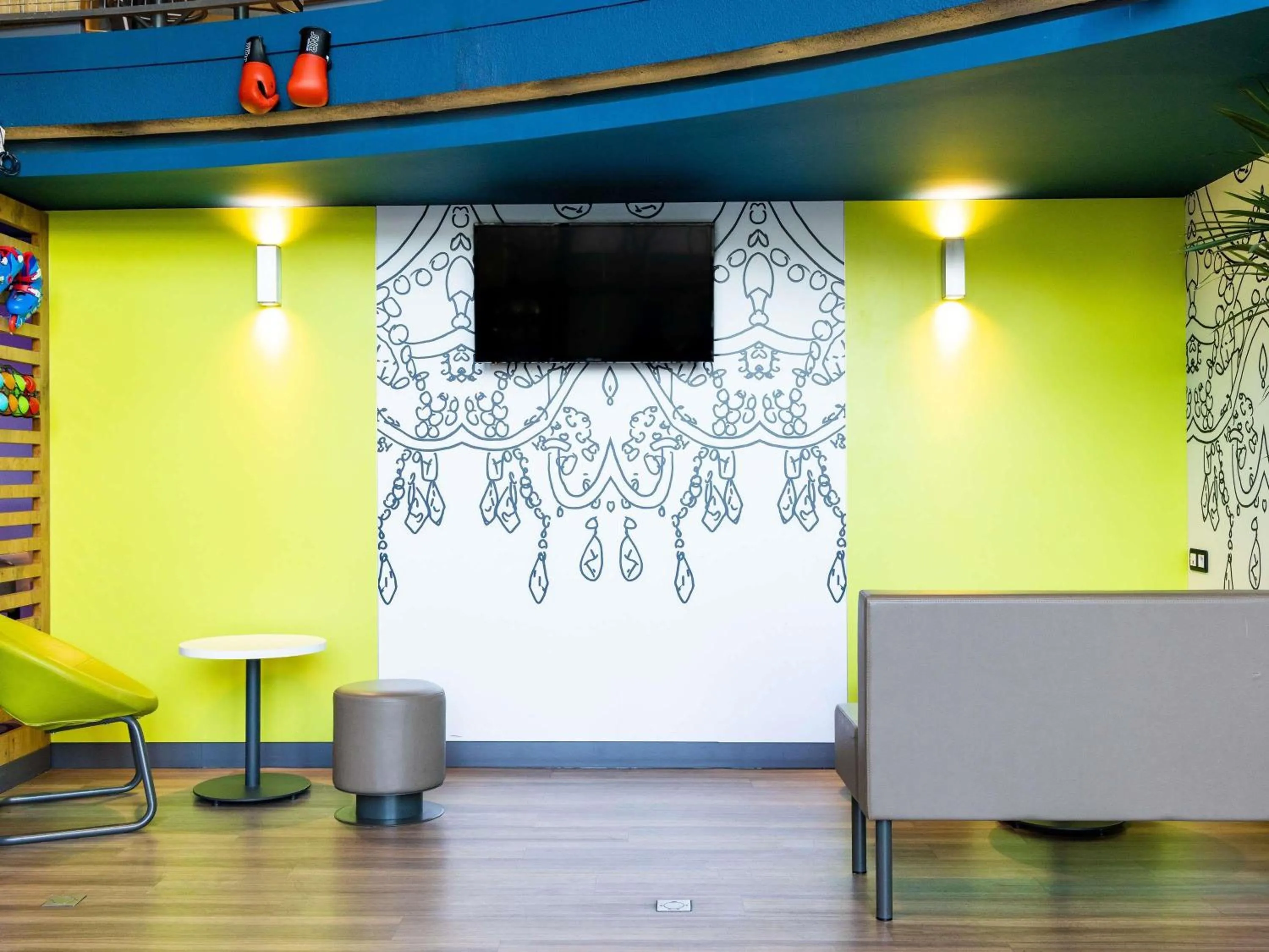 Property building in ibis budget Porte D'Orleans