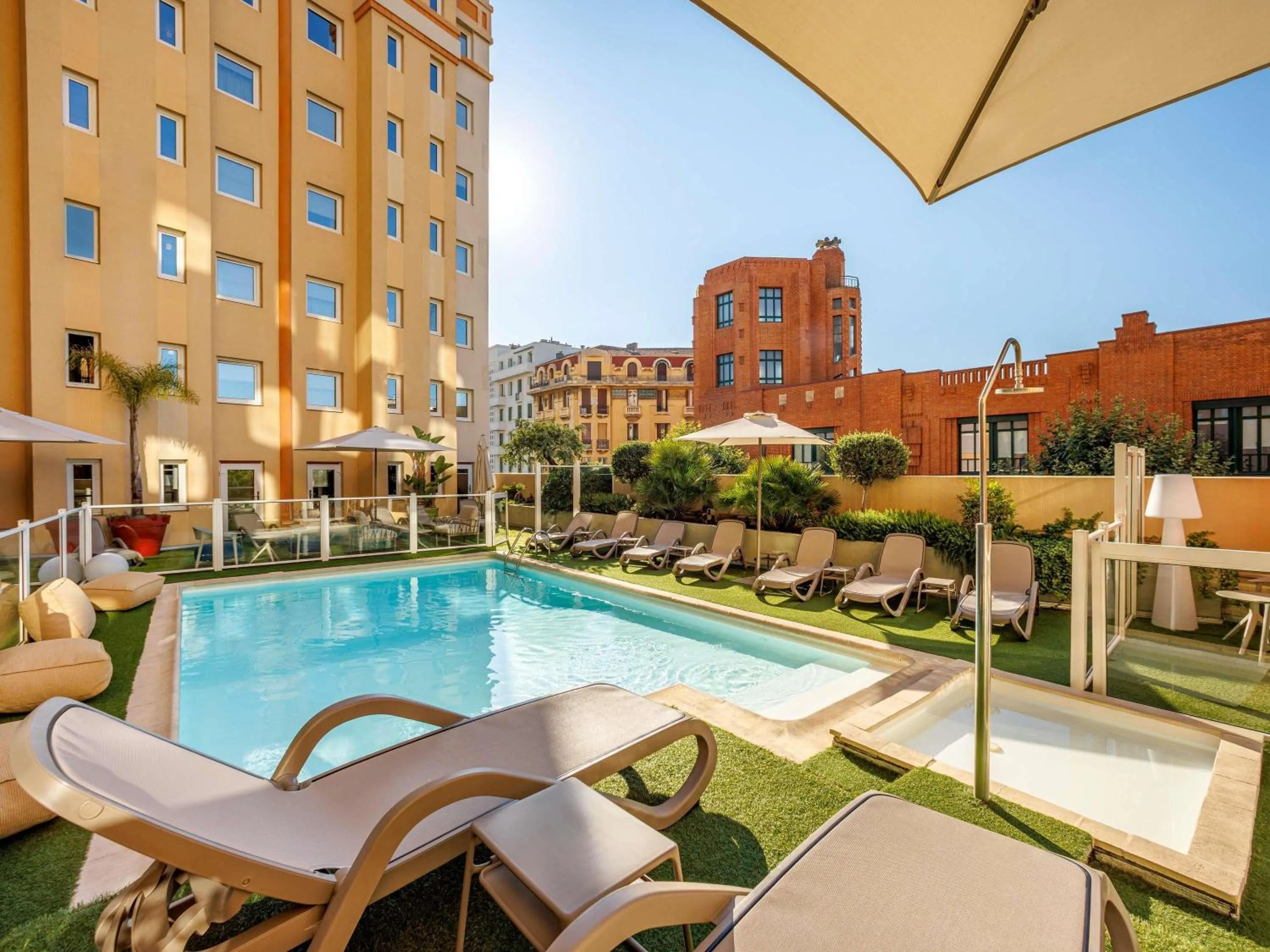 Pool view in ibis Nice Centre Gare