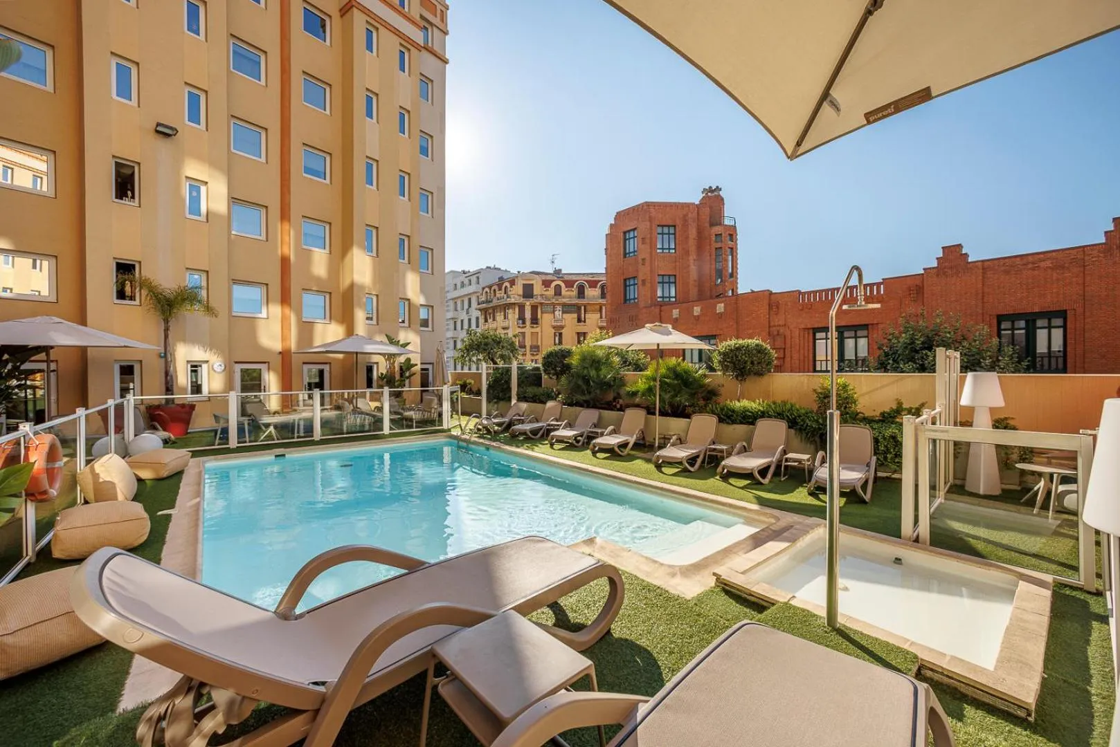 Property building in ibis Nice Centre Gare