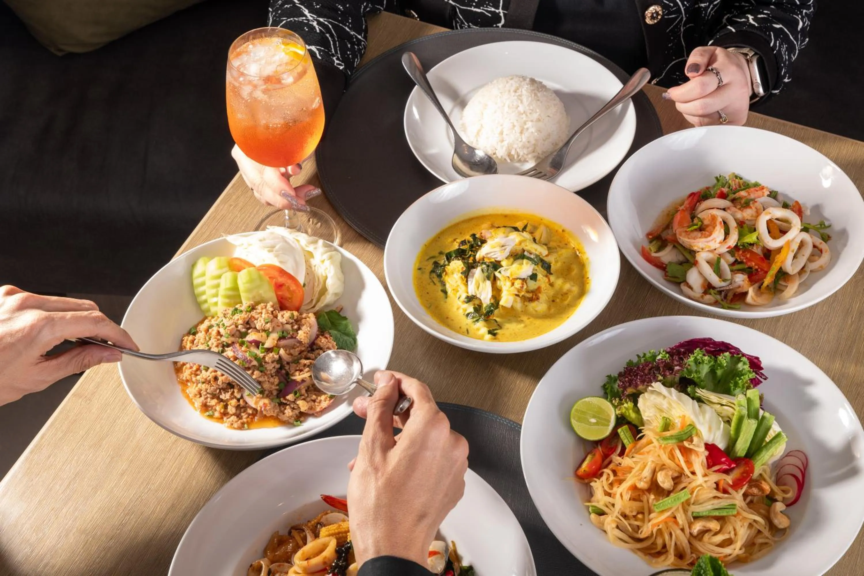 Food in Carlton Hotel Bangkok Sukhumvit