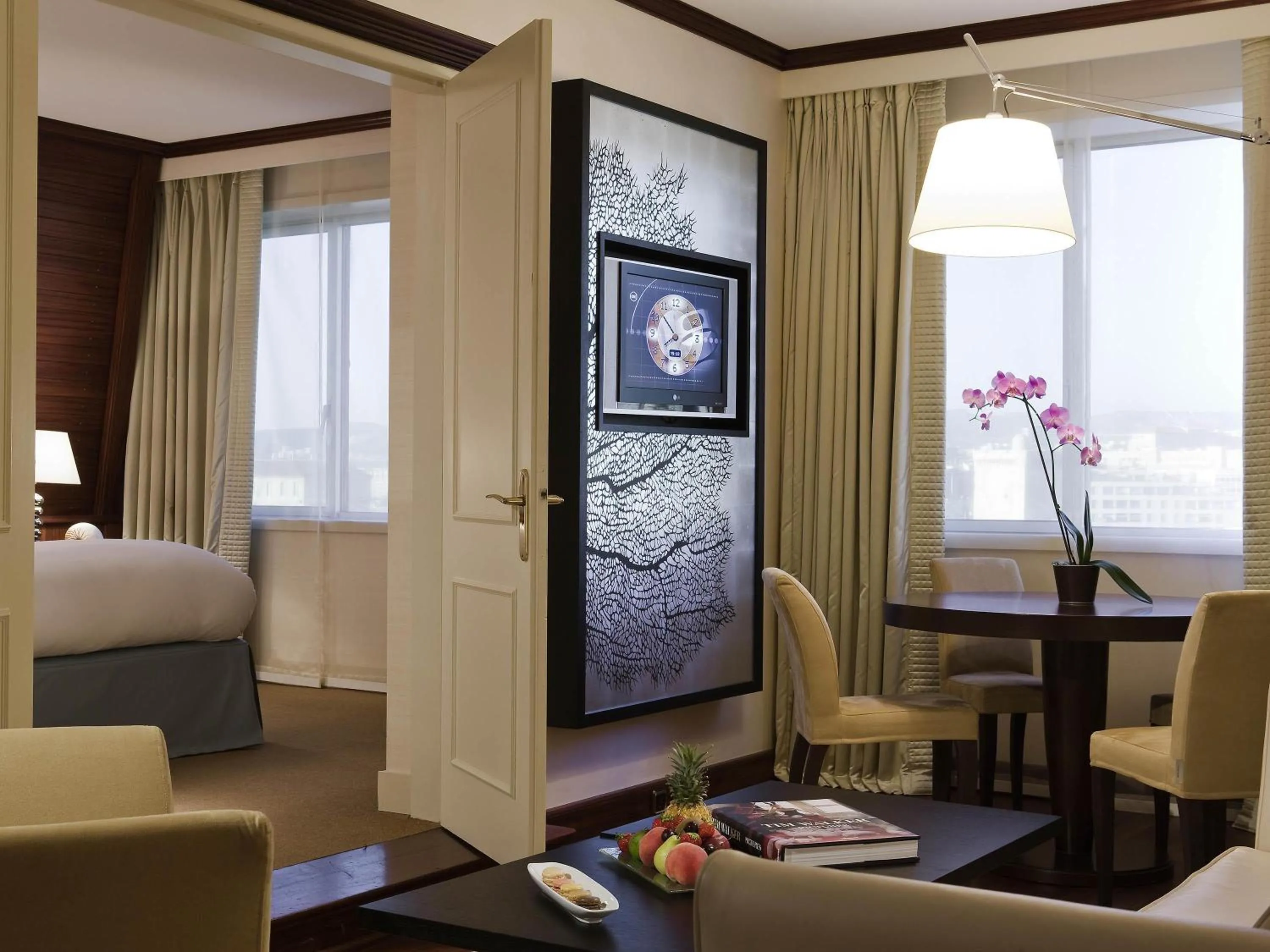 Bedroom in Sofitel Marseille Vieux-Port