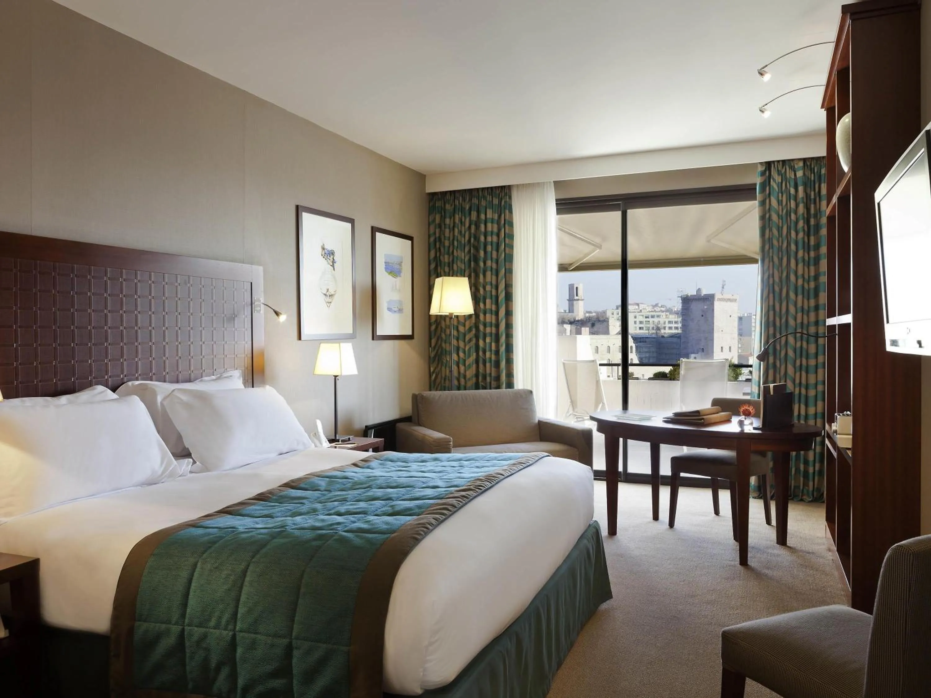 Bedroom, Bed in Sofitel Marseille Vieux-Port