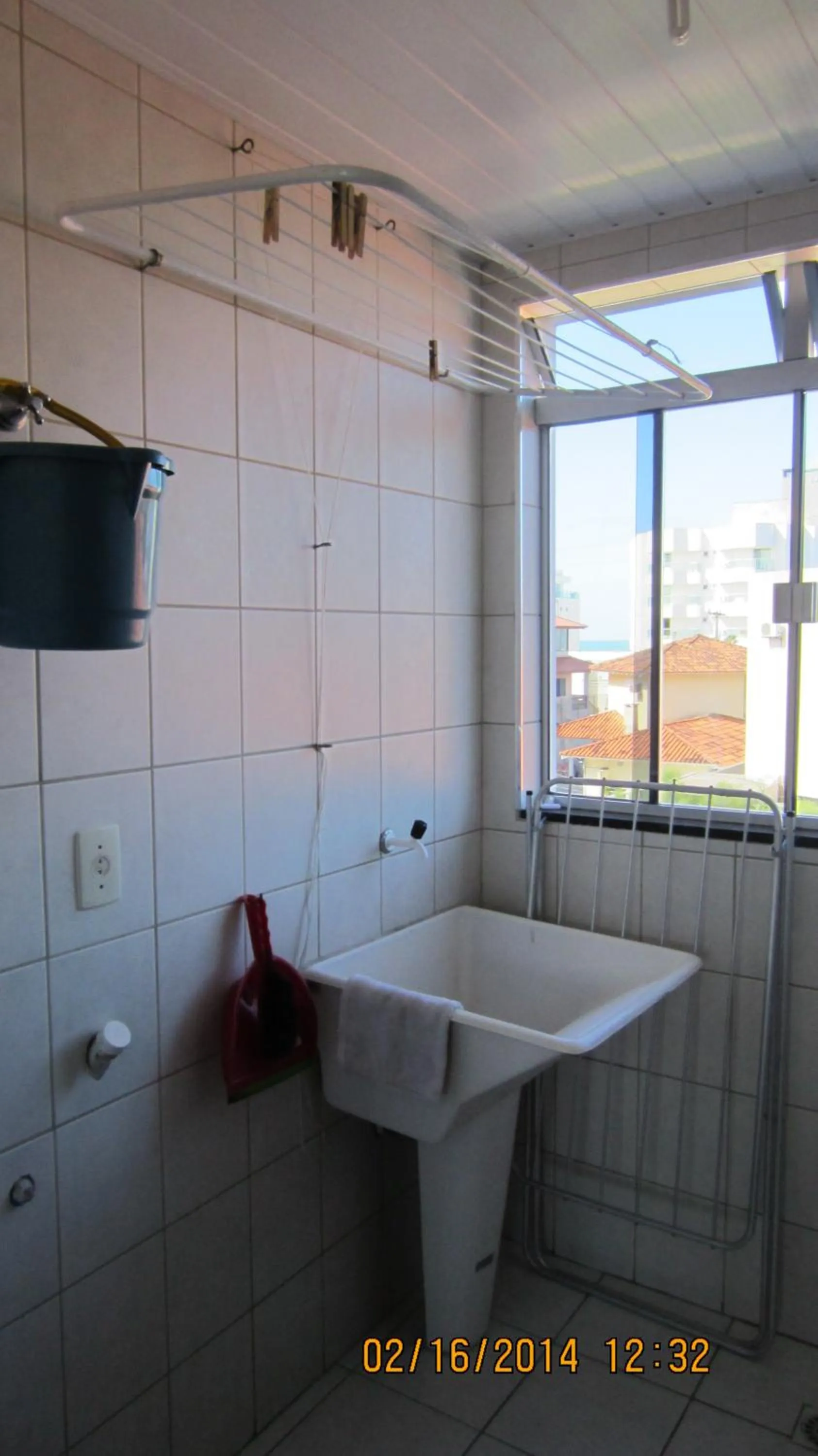 Day in Kasato Maru Residence