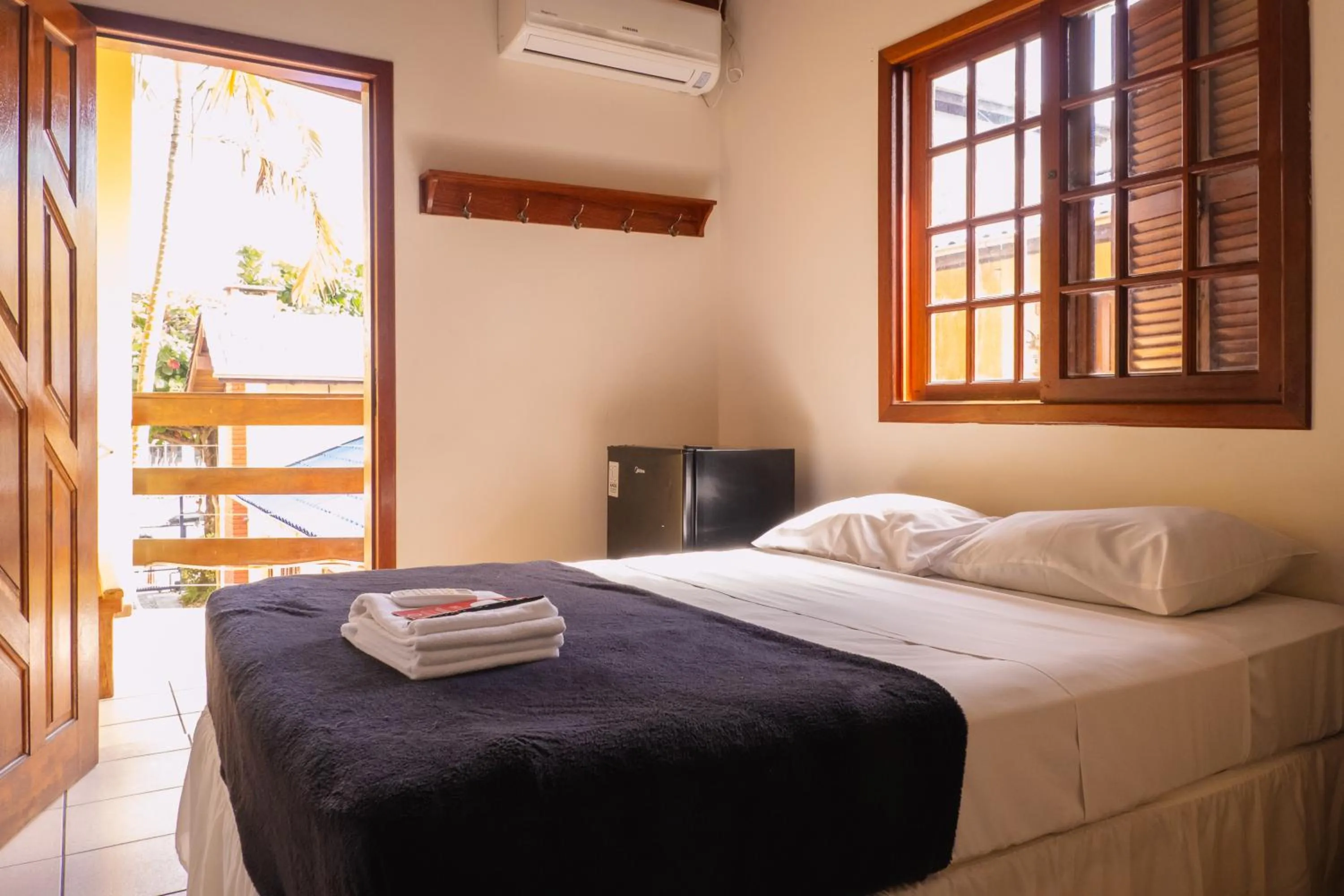 Bed in HANNA Amsterdam Hotel & Eventos