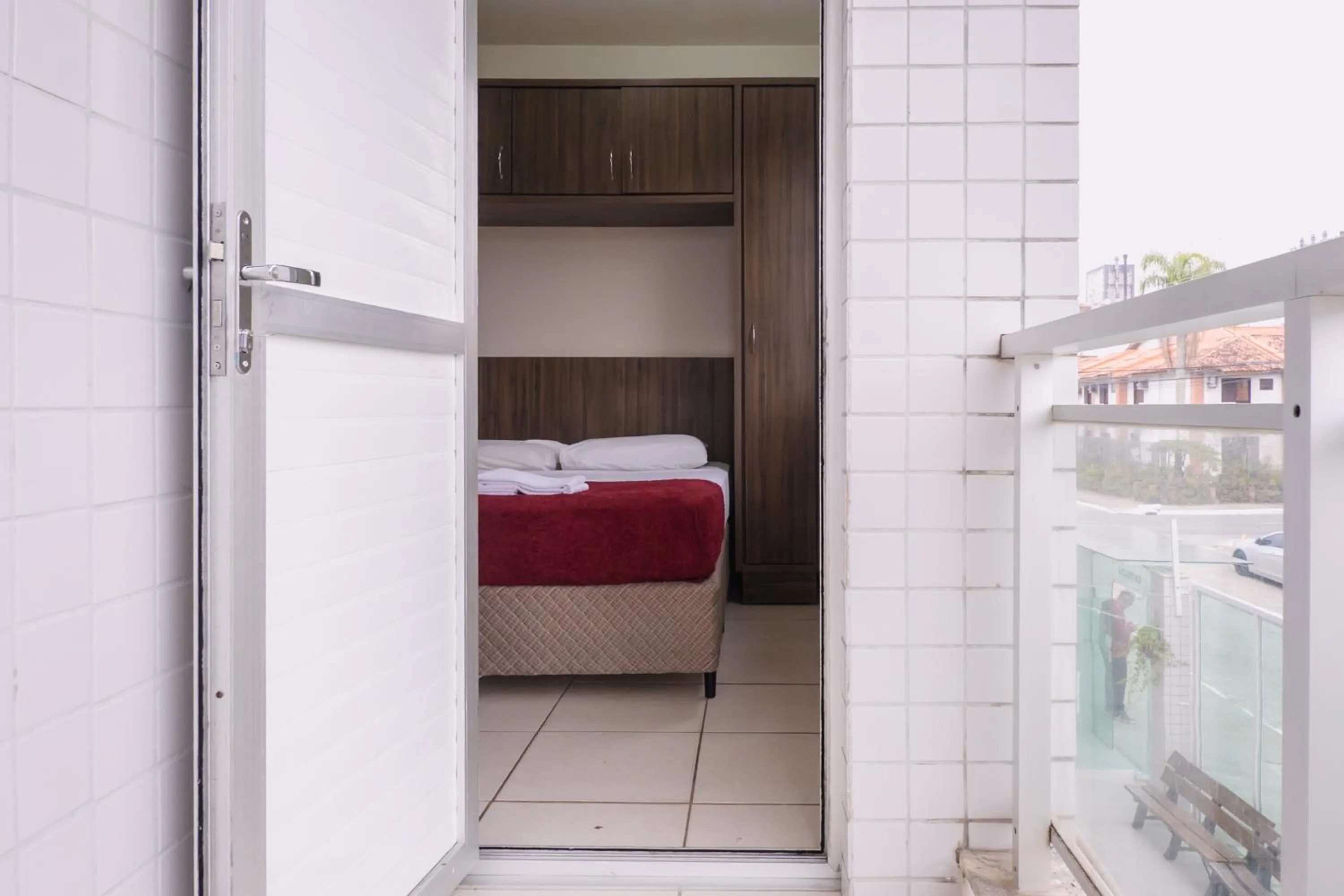 Bed in HANNA Amsterdam Hotel & Eventos