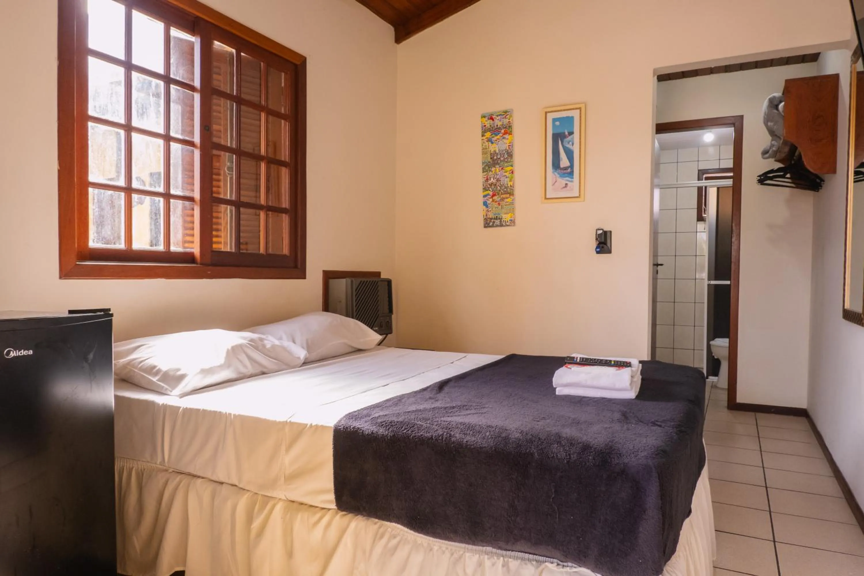 Bed in HANNA Amsterdam Hotel & Eventos