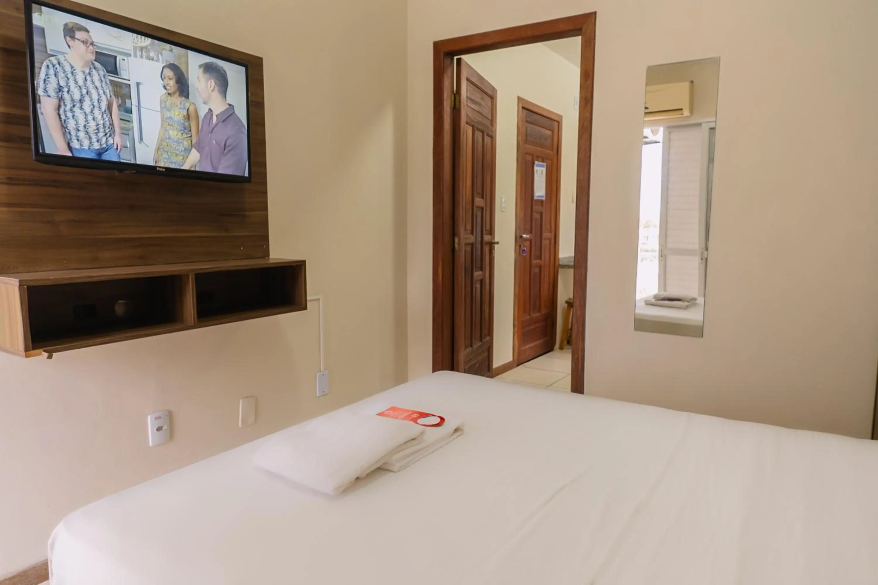 Bed in HANNA Amsterdam Hotel & Eventos