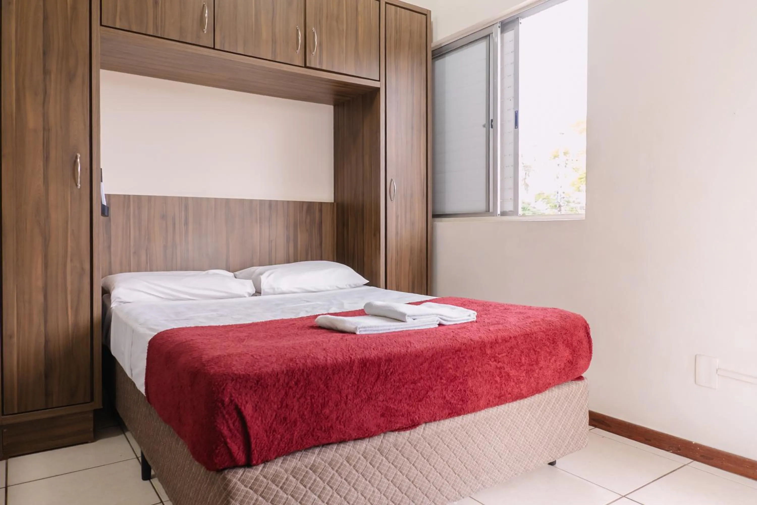 Bed in HANNA Amsterdam Hotel & Eventos