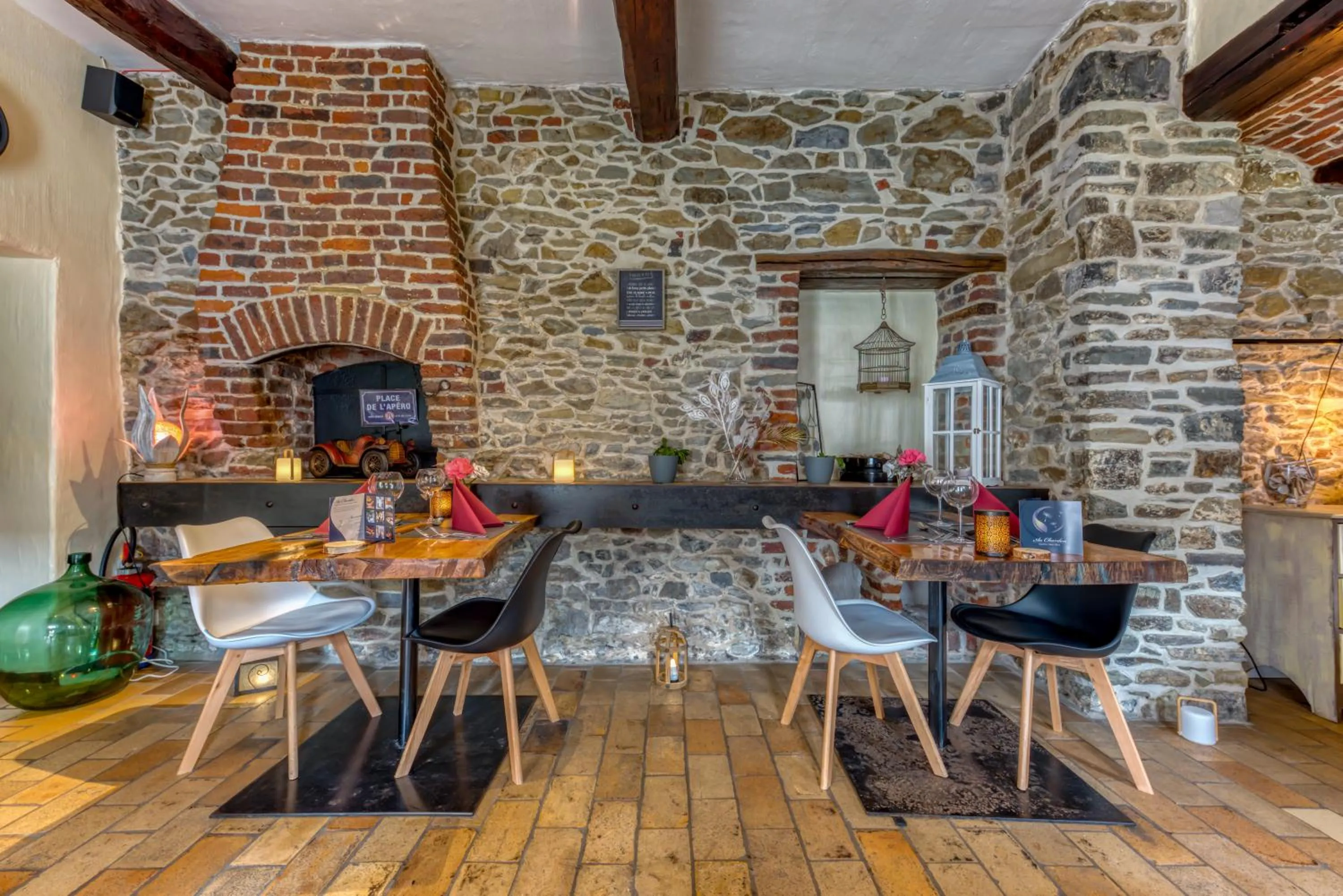 Dining area in Centre Au Chardon