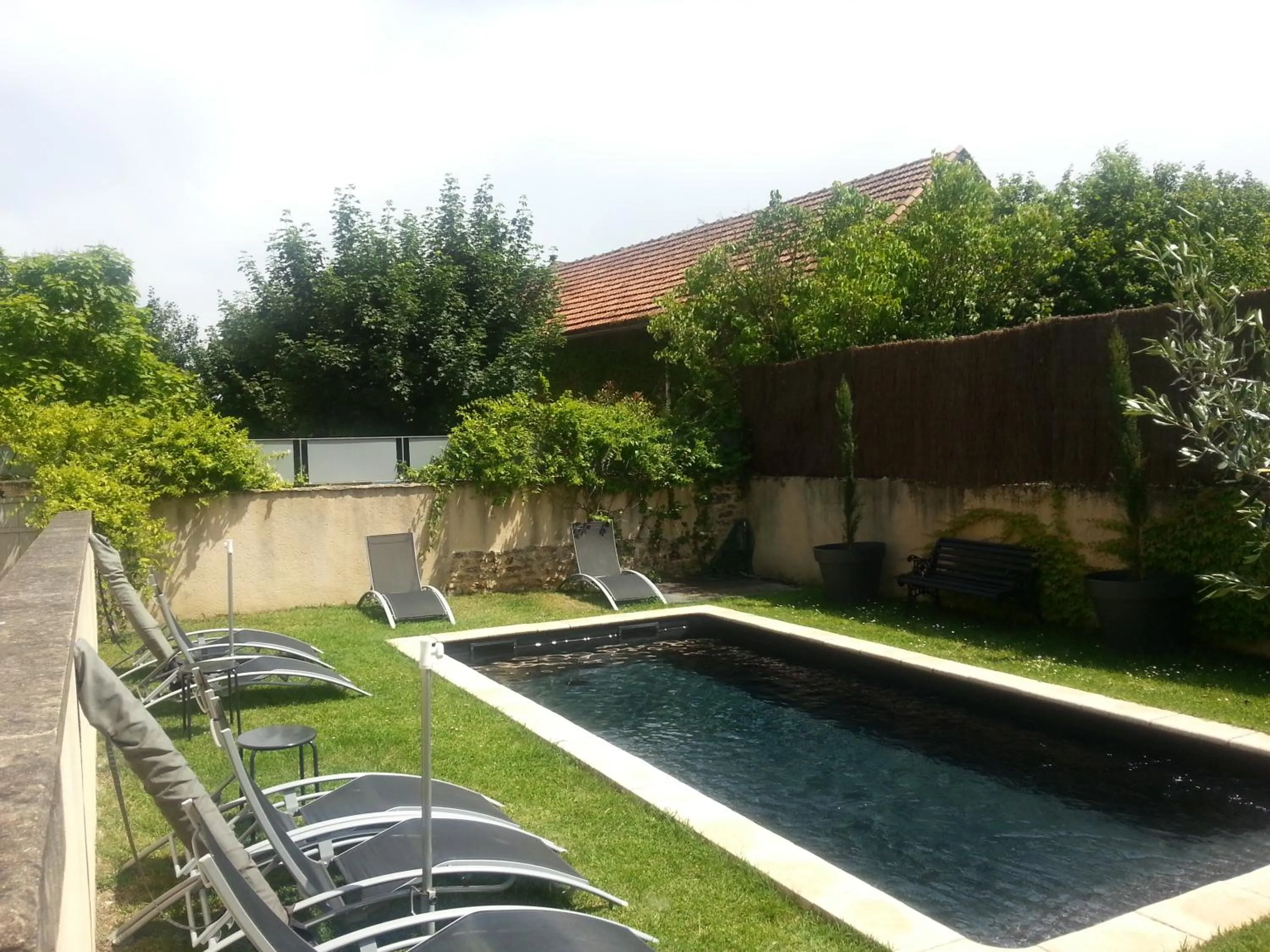 Garden view in MAISON DE MARQUAY-MAISON D'HOTES