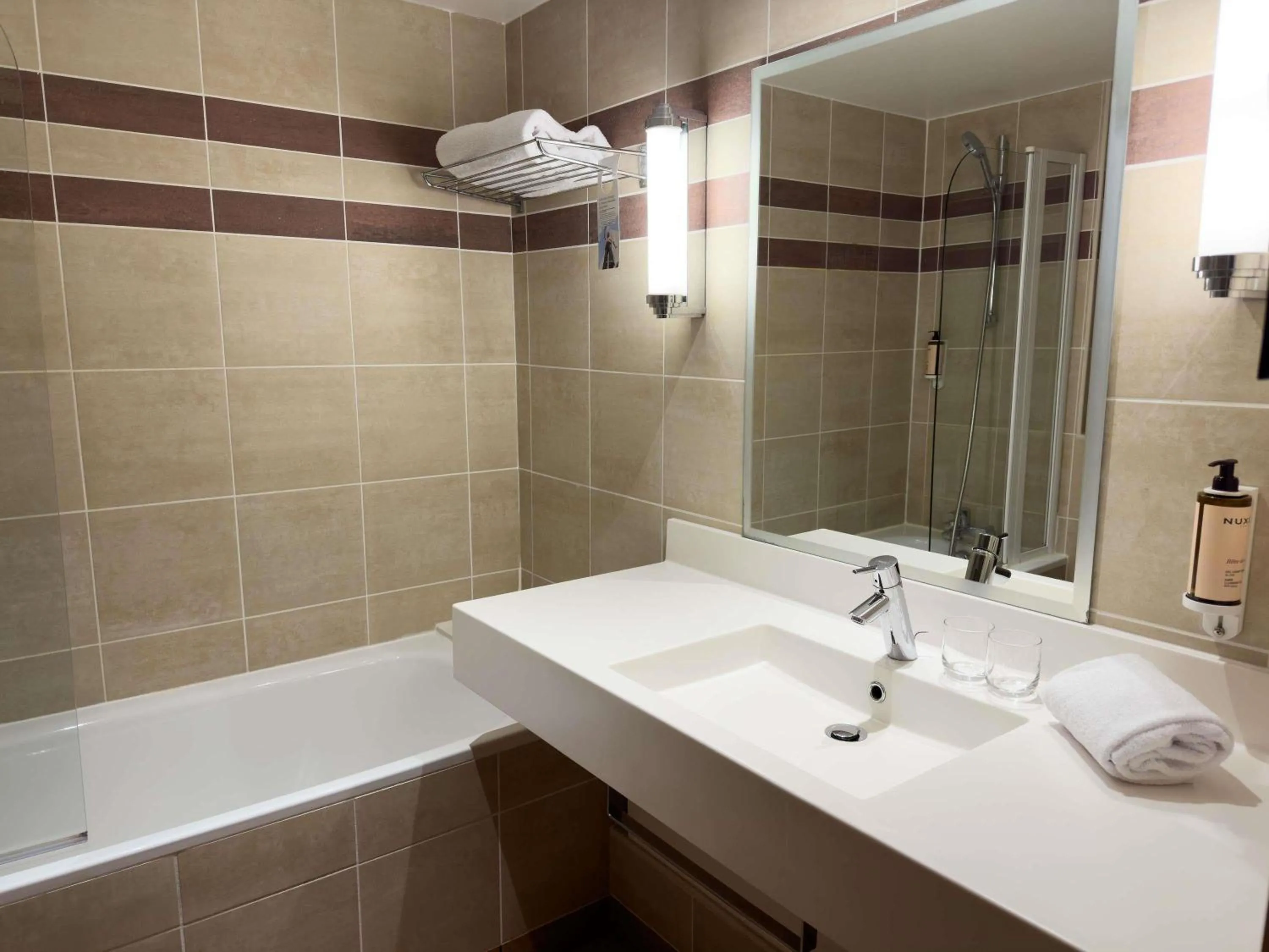 Bedroom in Mercure Toulouse Centre Wilson Capitole