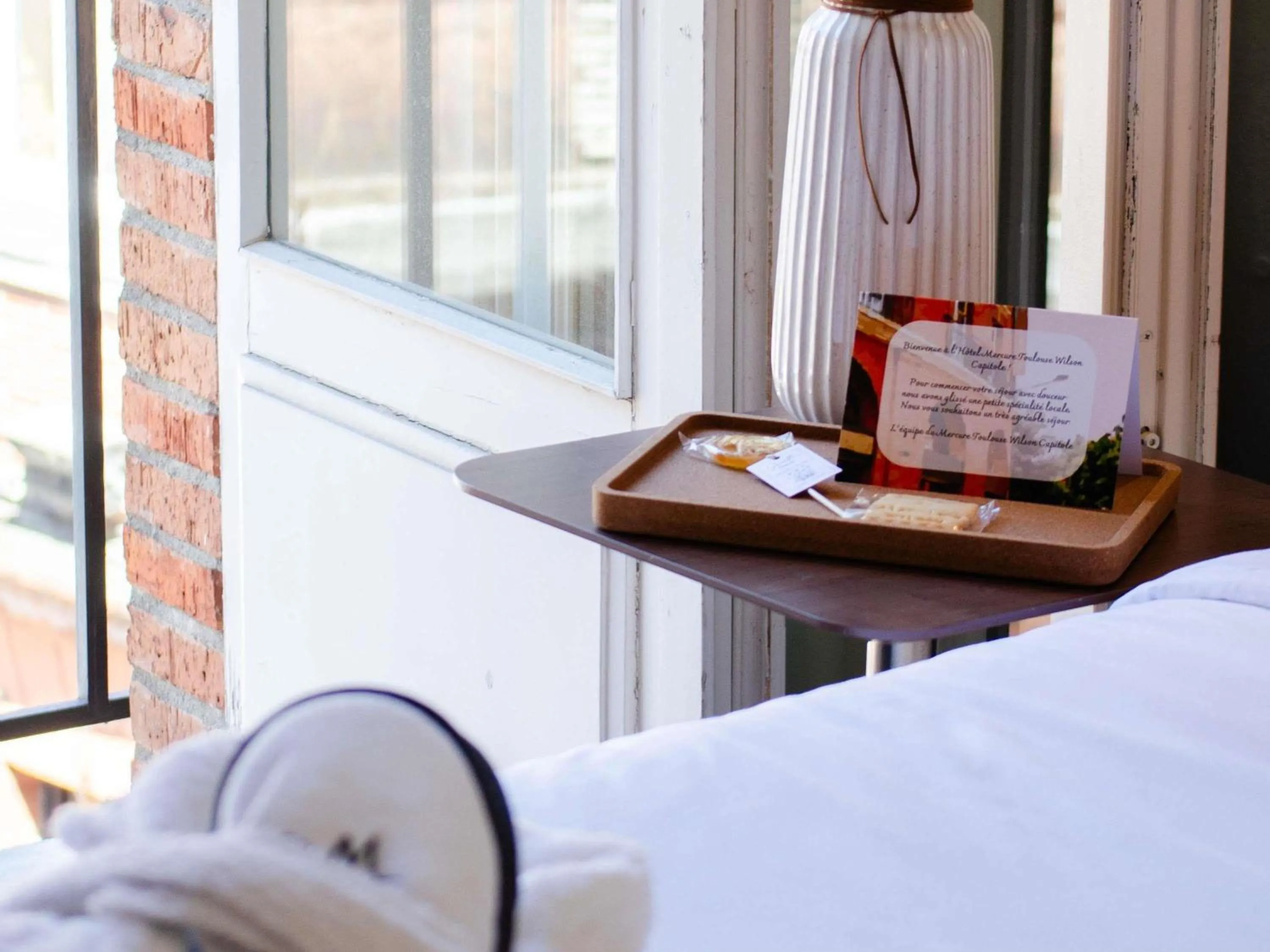 Bedroom, Bed in Mercure Toulouse Centre Wilson Capitole