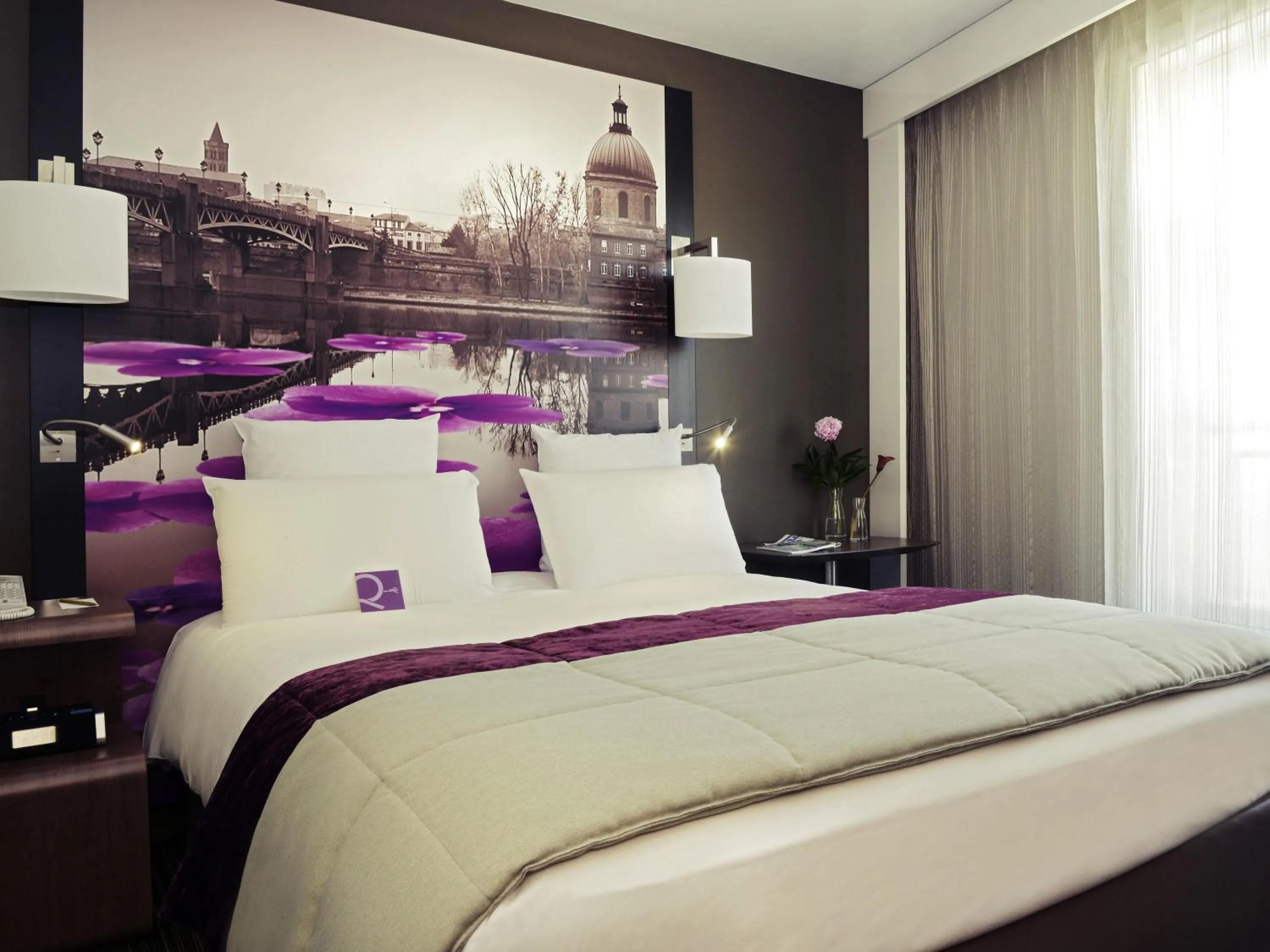 Bedroom, Bed in Mercure Toulouse Centre Wilson Capitole