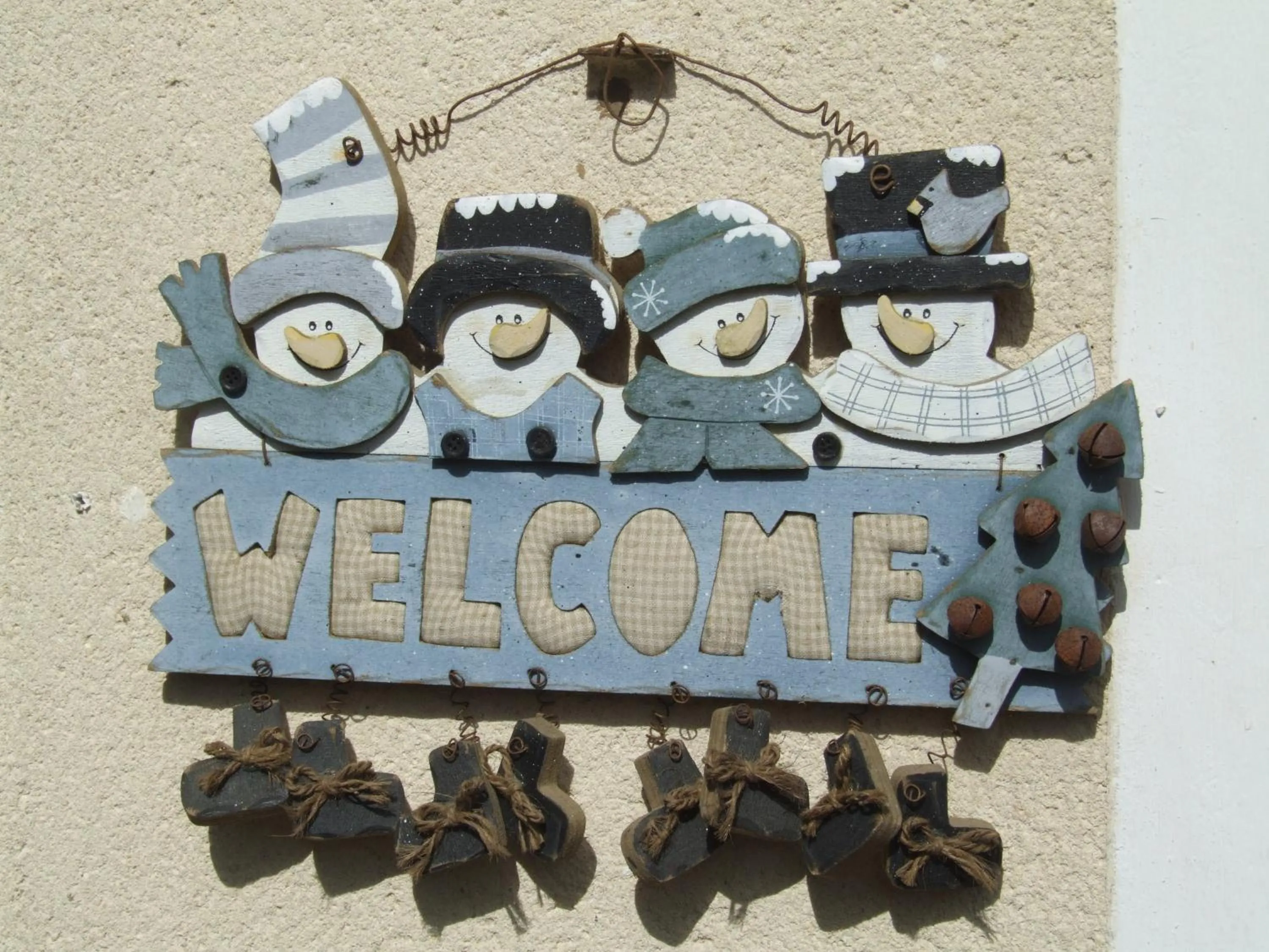 Decorative detail in Les Glycines