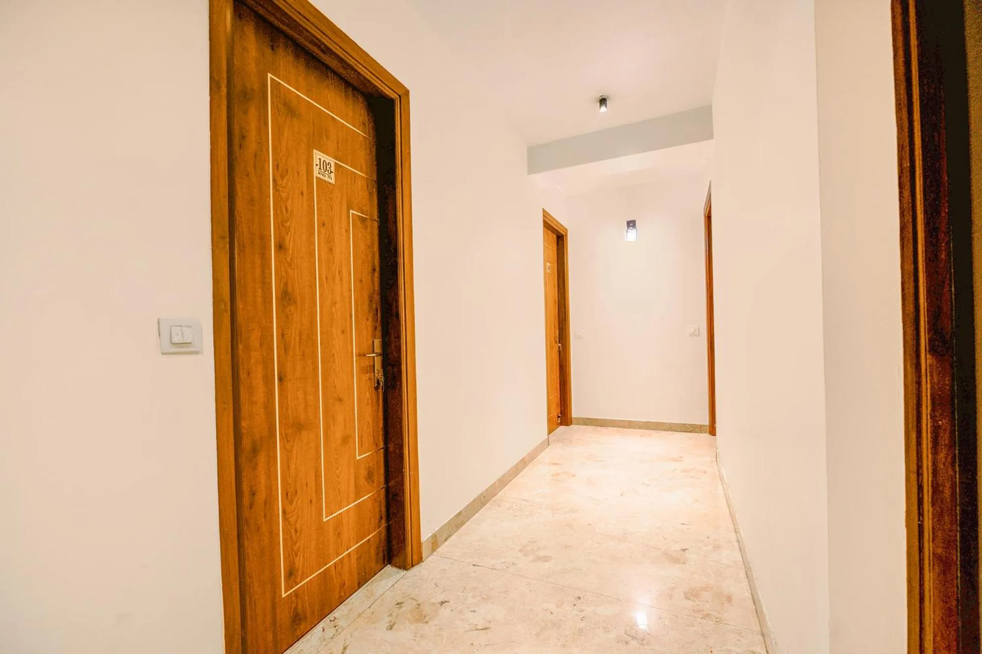Lobby or reception in FabHotel Amrit Residency