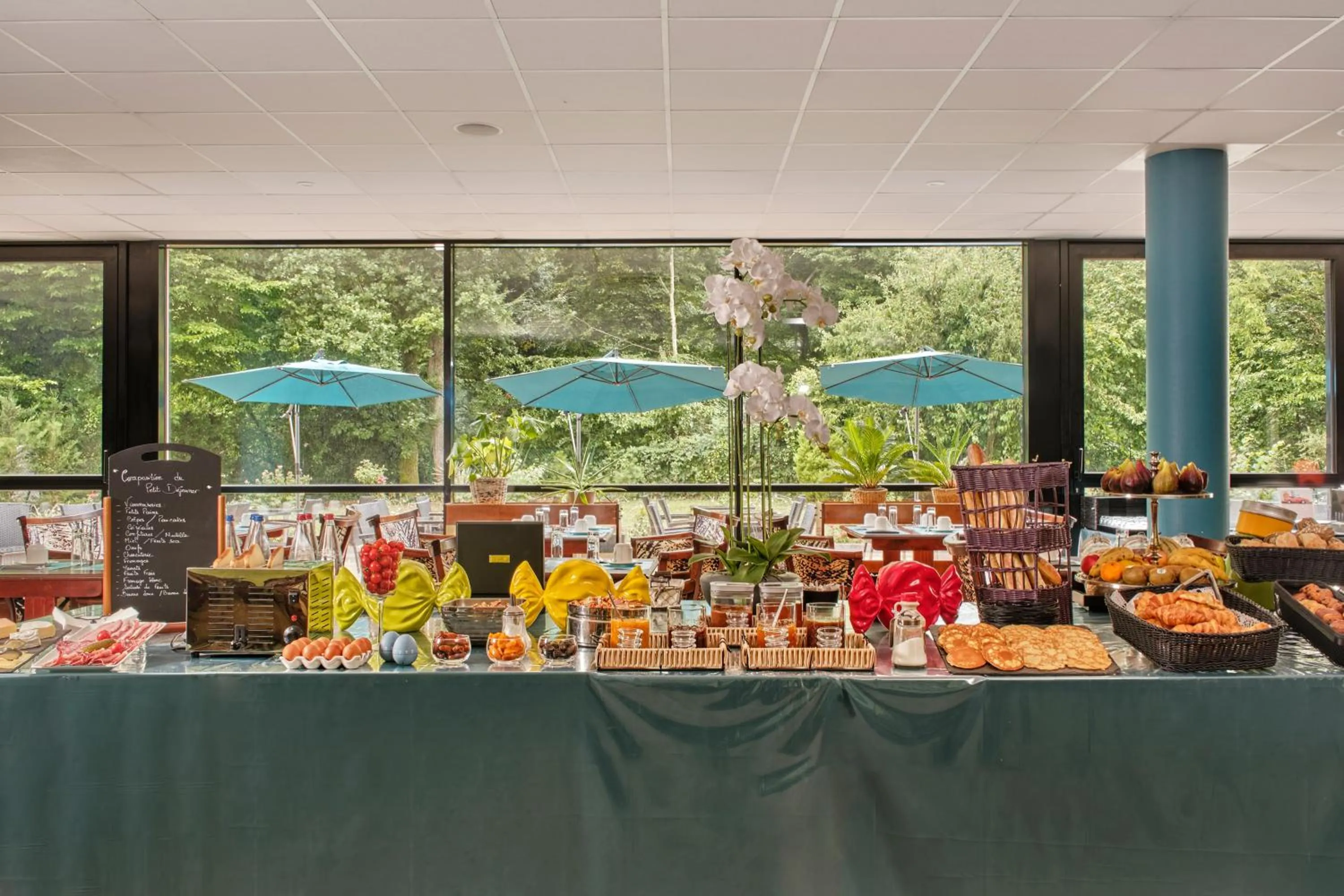 Breakfast in Hôtel Marso