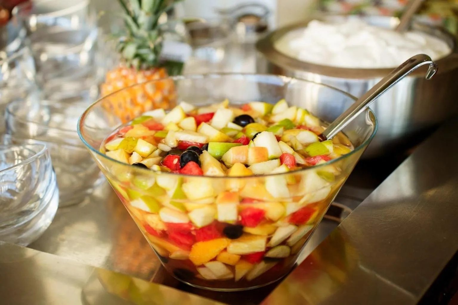 Buffet breakfast in Hôtel Marso