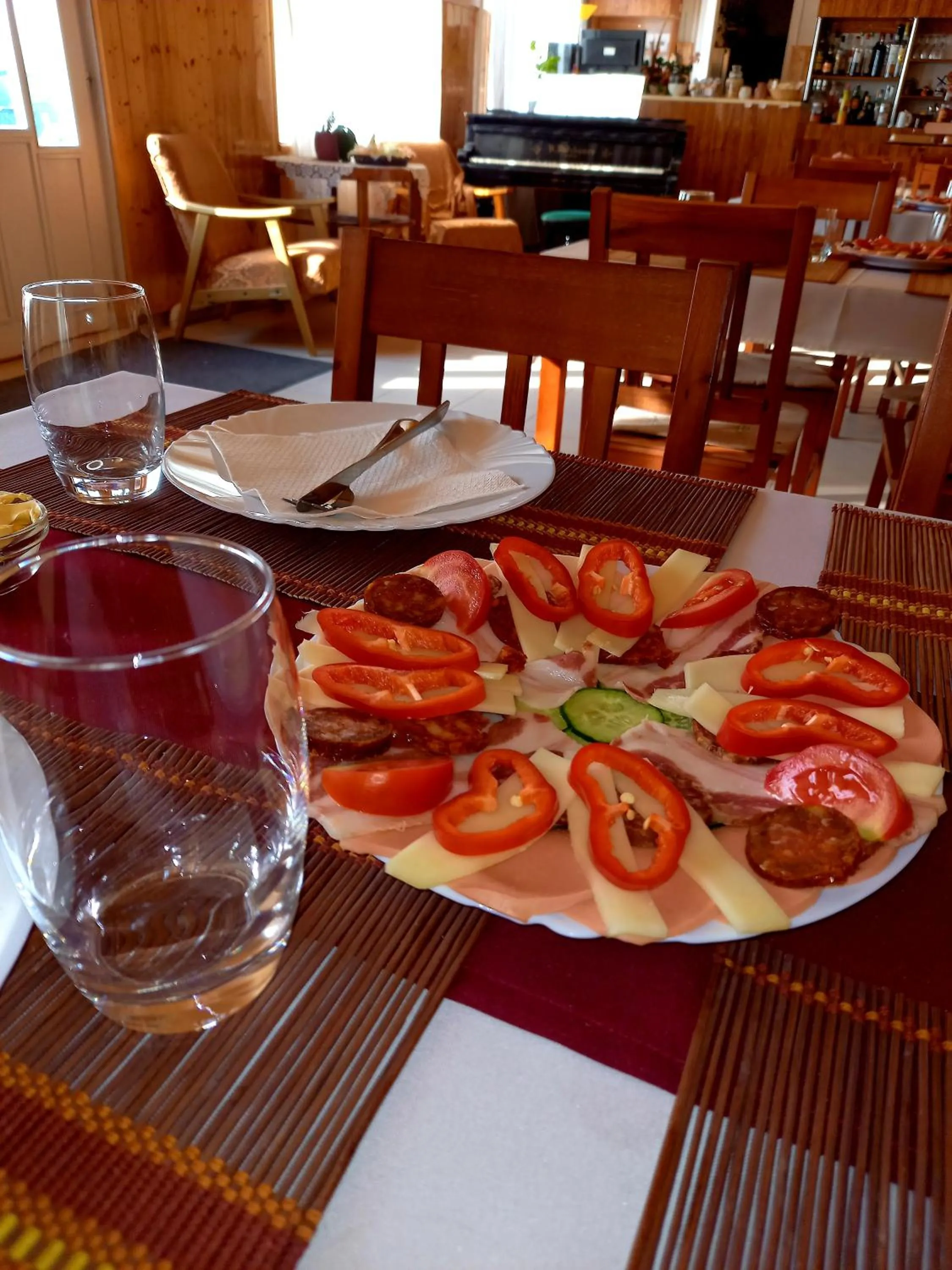 Restaurant/places to eat in Csodarét Kúria