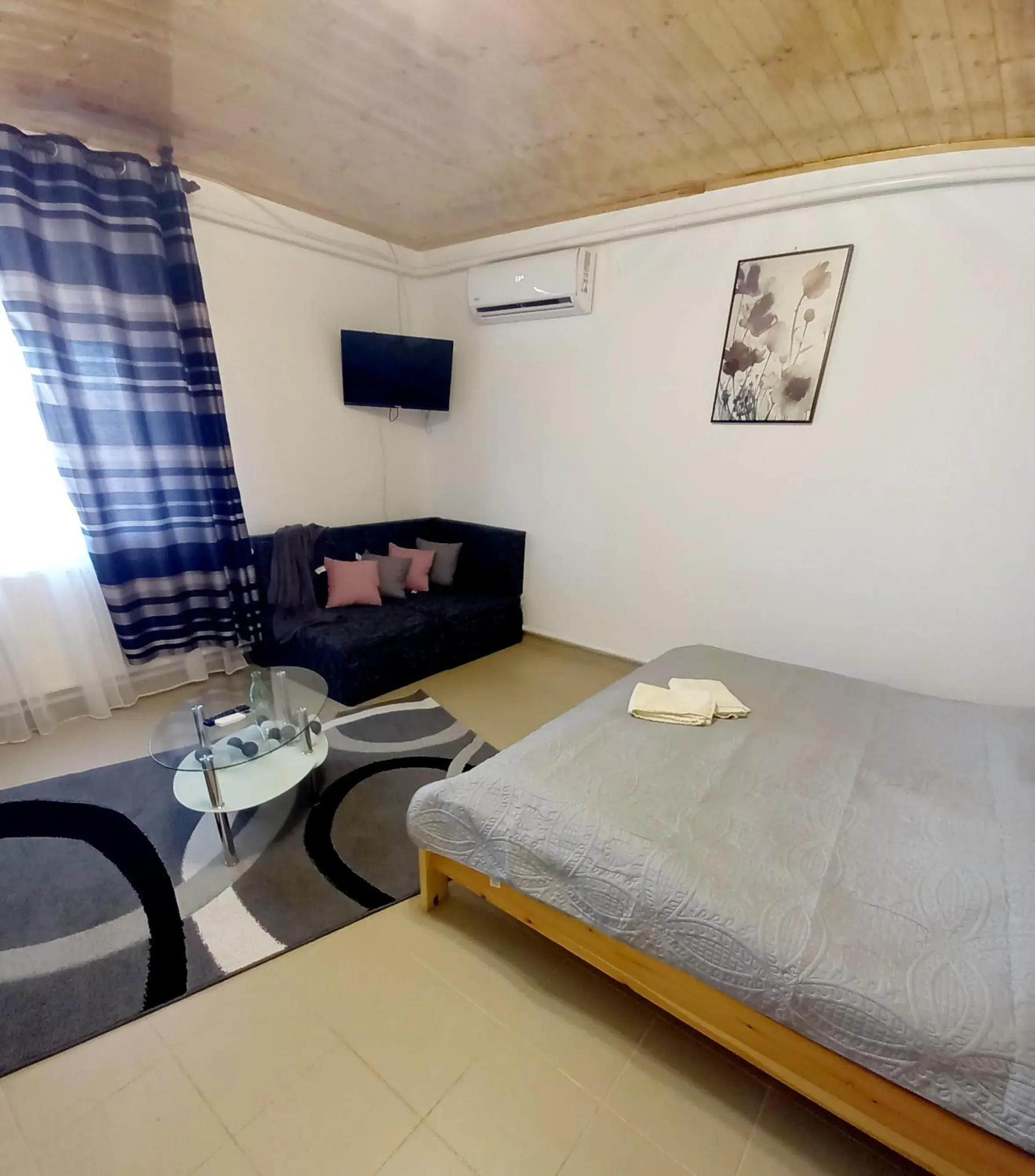 Queen Room with Garden View - single occupancy in Csodarét Kúria Queen Room with Garden View - single occupancy in Csodarét Kúria