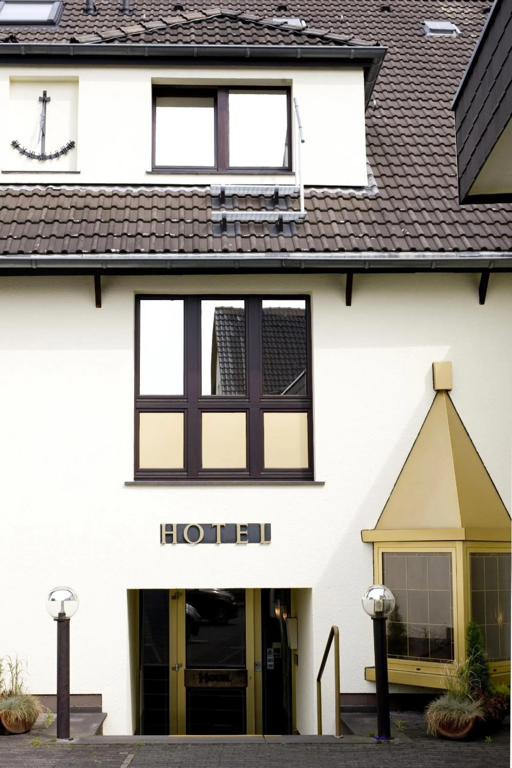 Facade/entrance in Hotel Flora