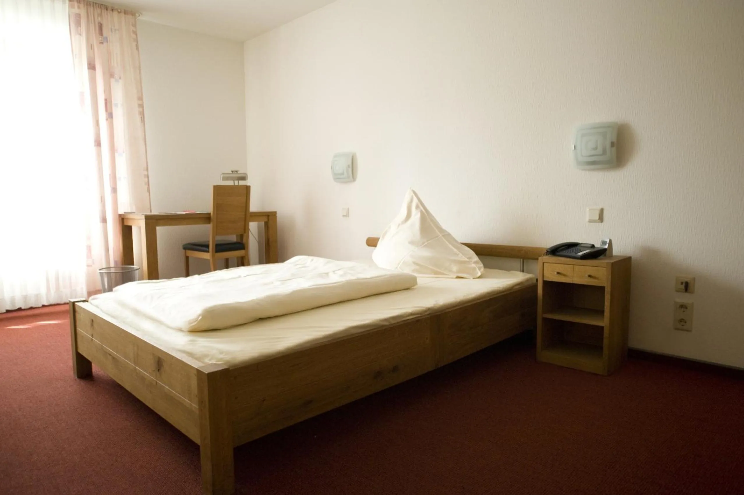 Photo of the whole room, Bed in Hotel Flora