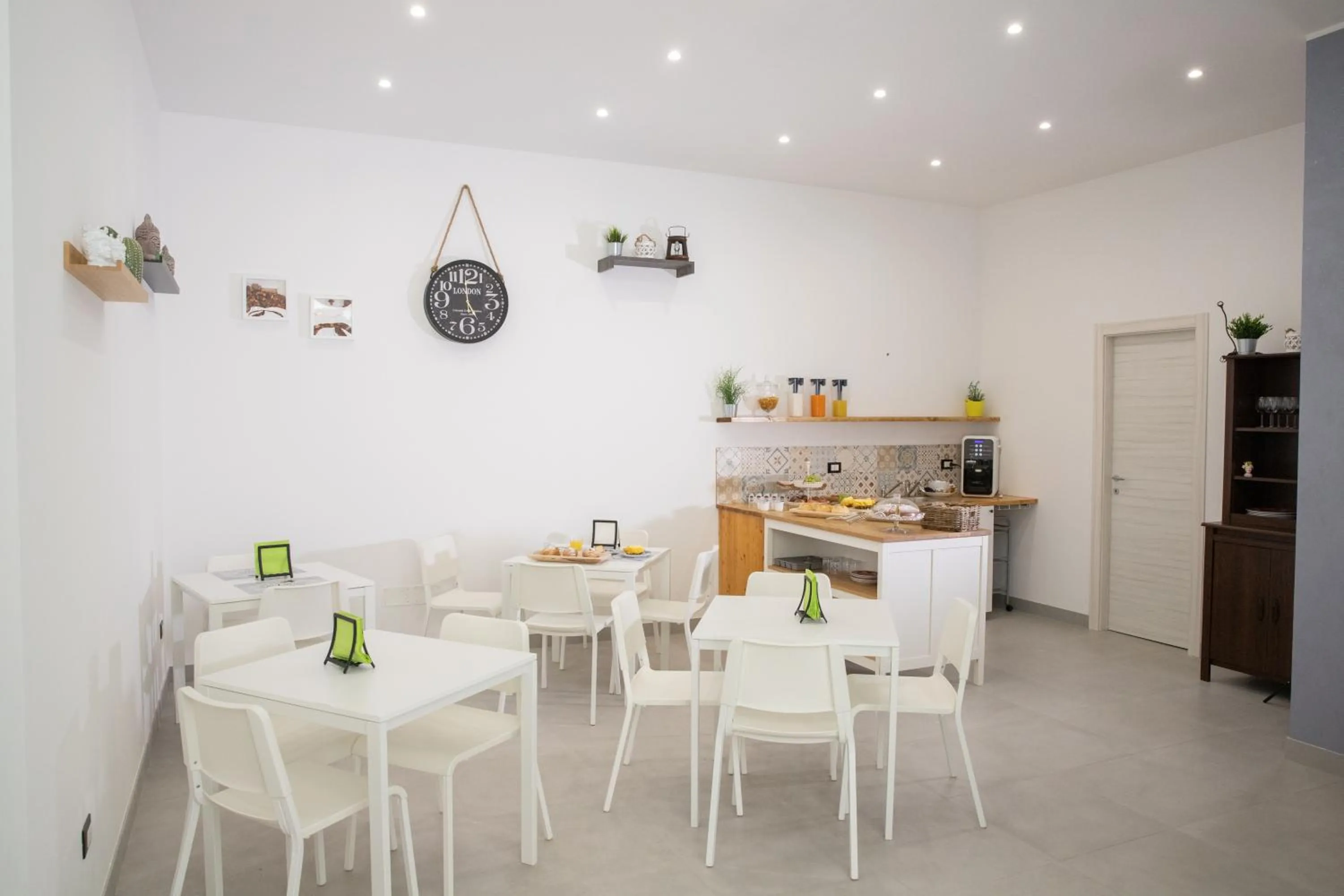 Lounge or bar in b&b Zio Luciano