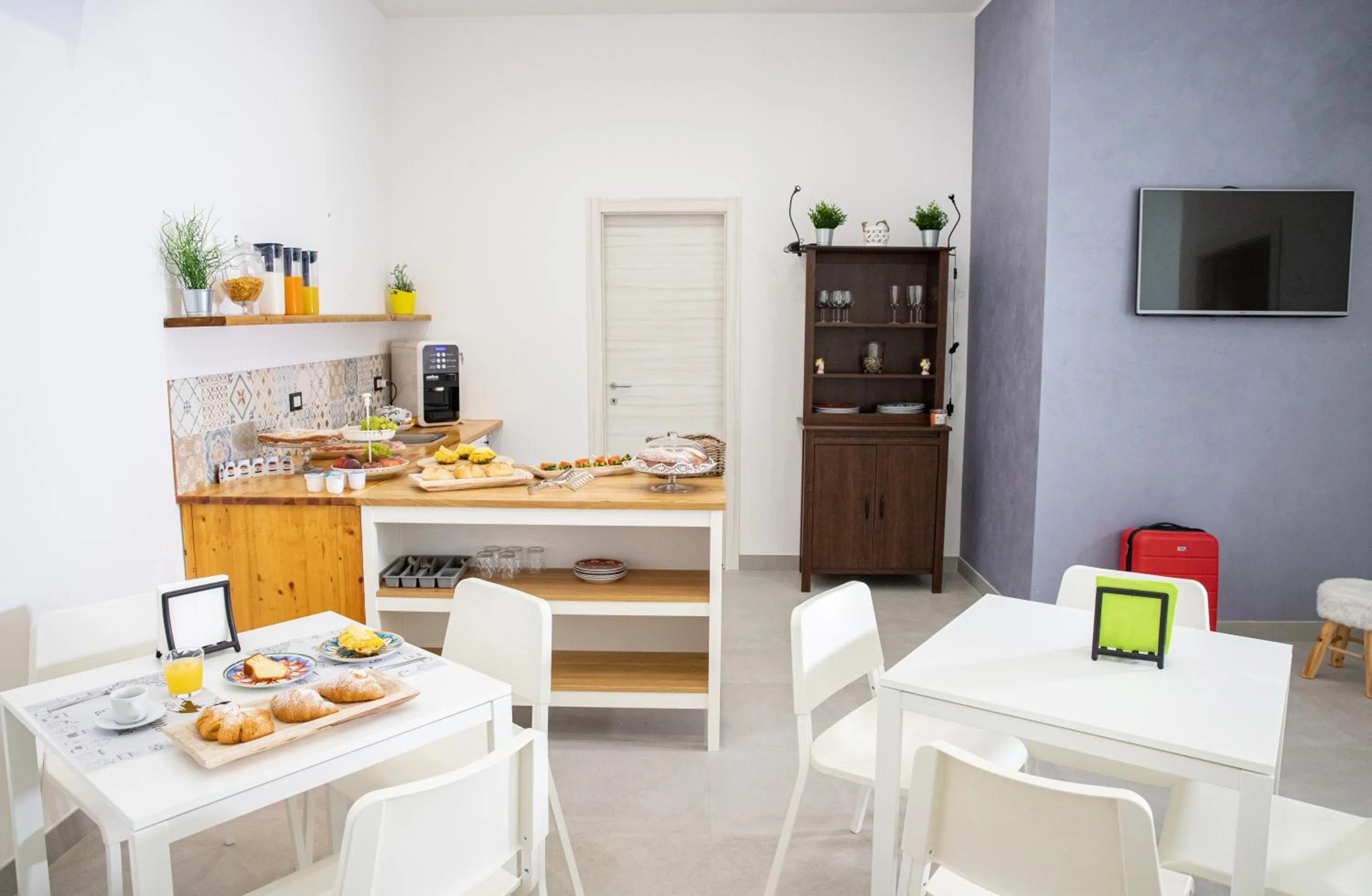 Coffee/tea facilities in b&b Zio Luciano